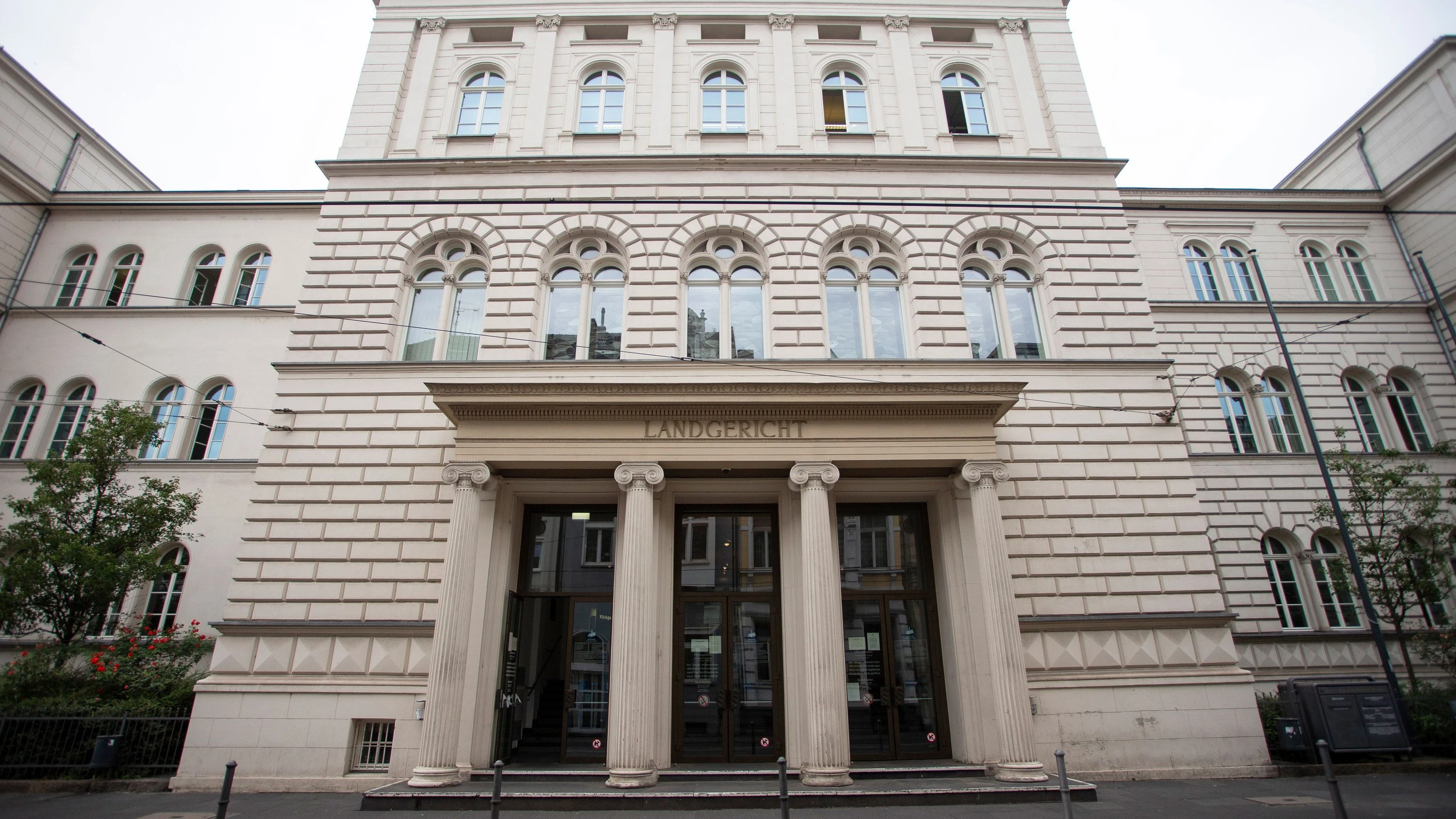 Bild: Bonner cold case: Gericht verurteilt Mann 33 Jahre nach Mord an Stewardess