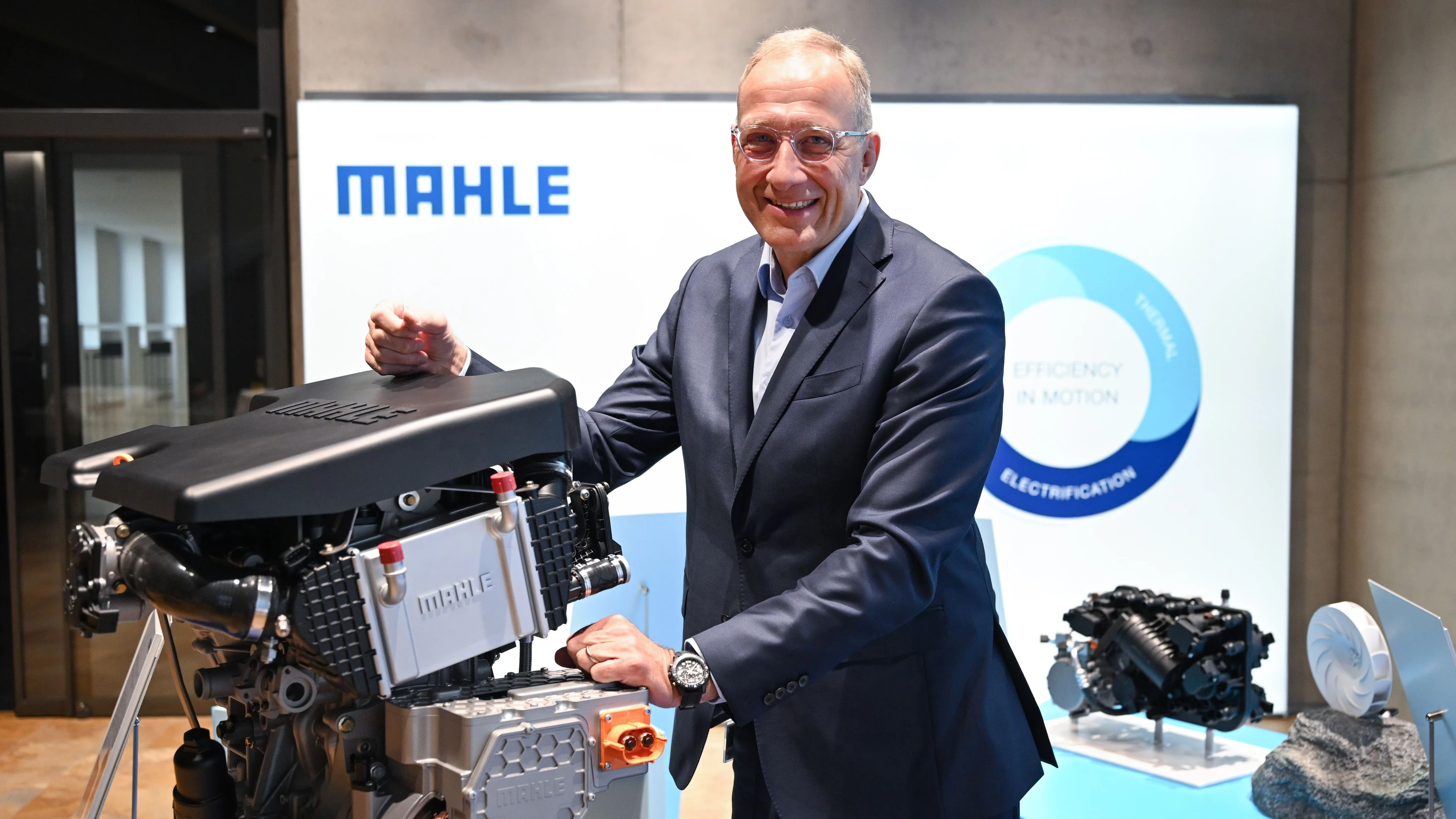 Automobilindustrie: Mahle droht Investitionsstopp für Verbrennerwerke an