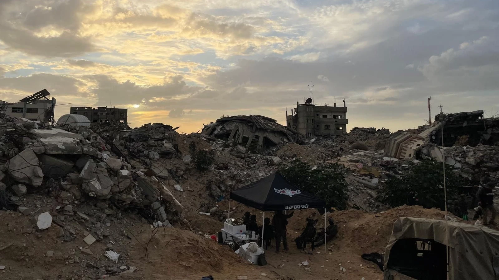 Besuch im Gazastreifen: Dann kommen sie wieder aus dem Boden gekrochen Besuch im Gazastreifen: Dann kommen sie wieder aus dem Boden gekrochen