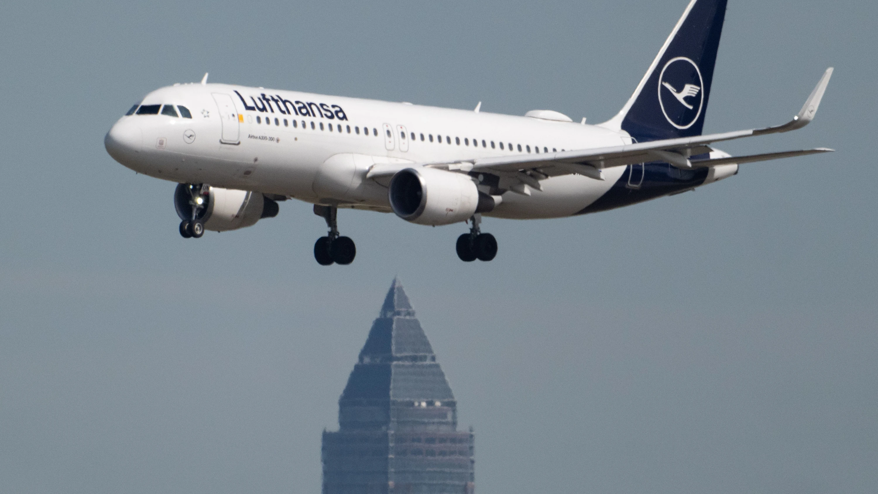 Rhein-Main-Liveblog: Lufthansa streicht Verbindung zwischen Bremen und Frankfurt