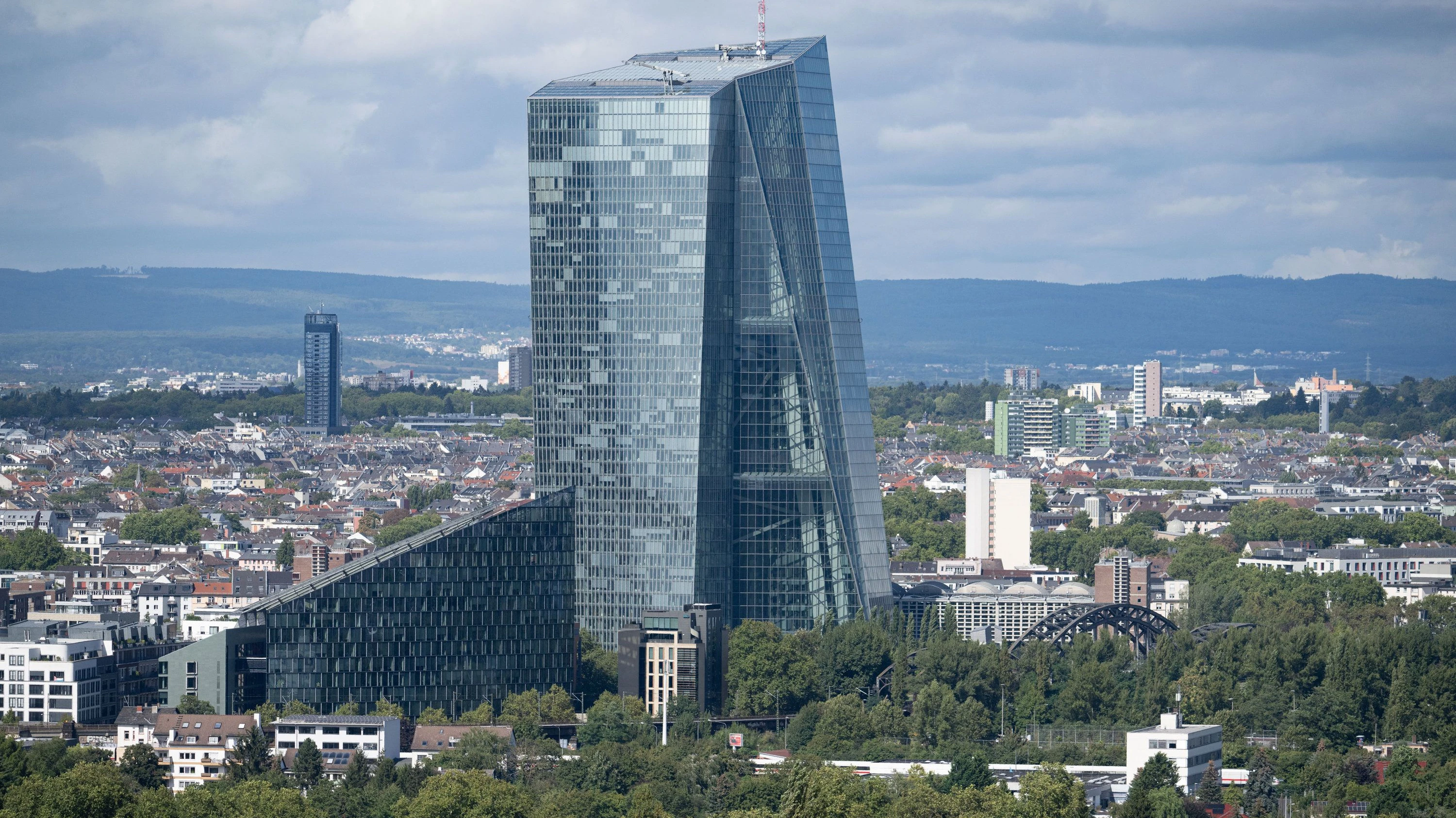 Europäische Zentralbank: Inflation im Euroraum sinkt auf 1,7 Prozent