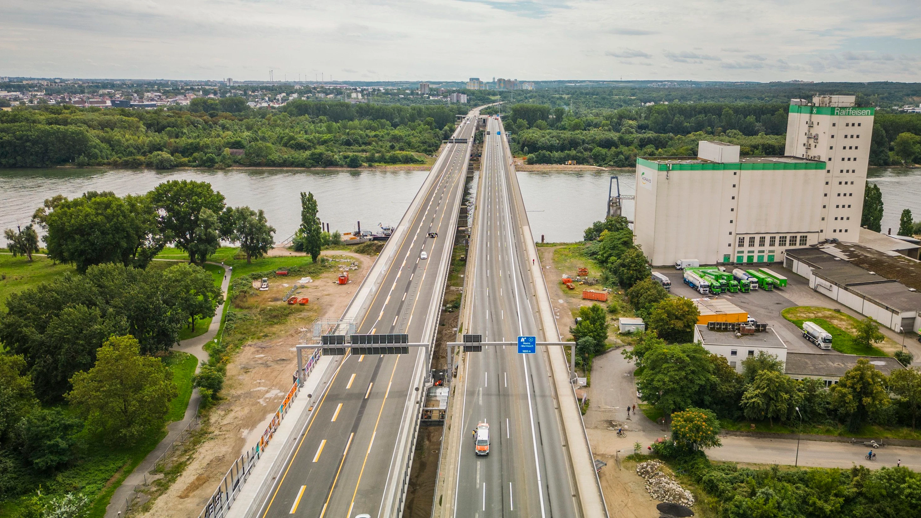 Rhein-Main-Liveblog: Teilsperrung der A643 nach Brückenschäden wieder aufgehoben