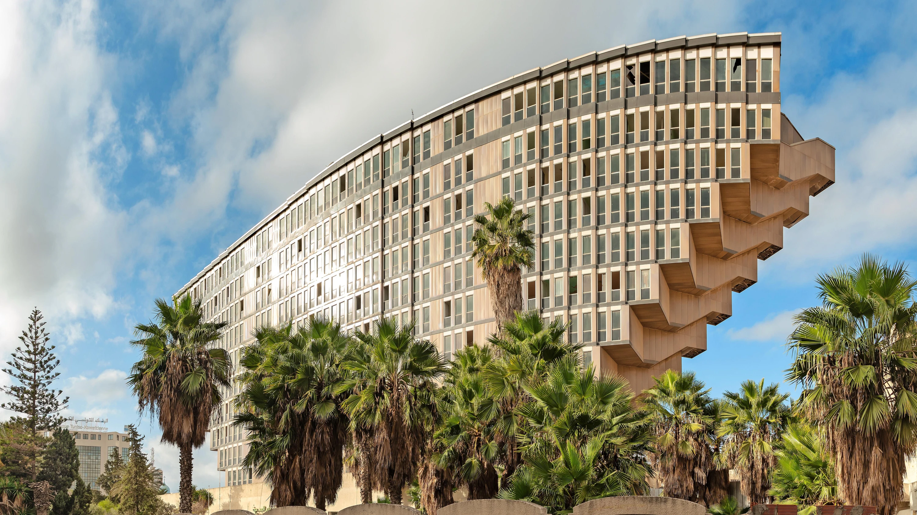 Hôtel du Lac: Aufbruch und Abbruch