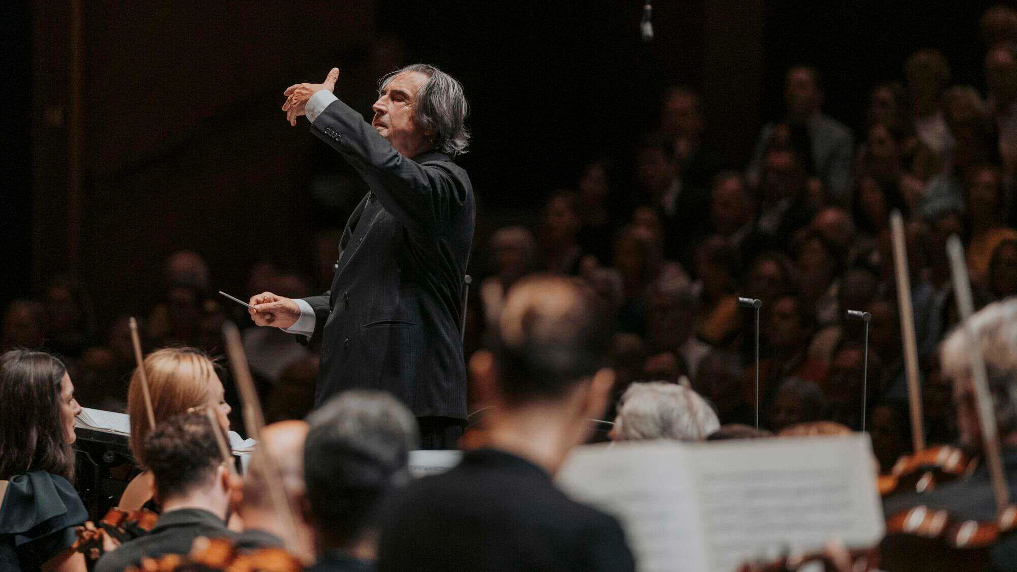 Riccardo Muti dirigiert die Wiener Philharmoniker. - SF/Marco Borrelli