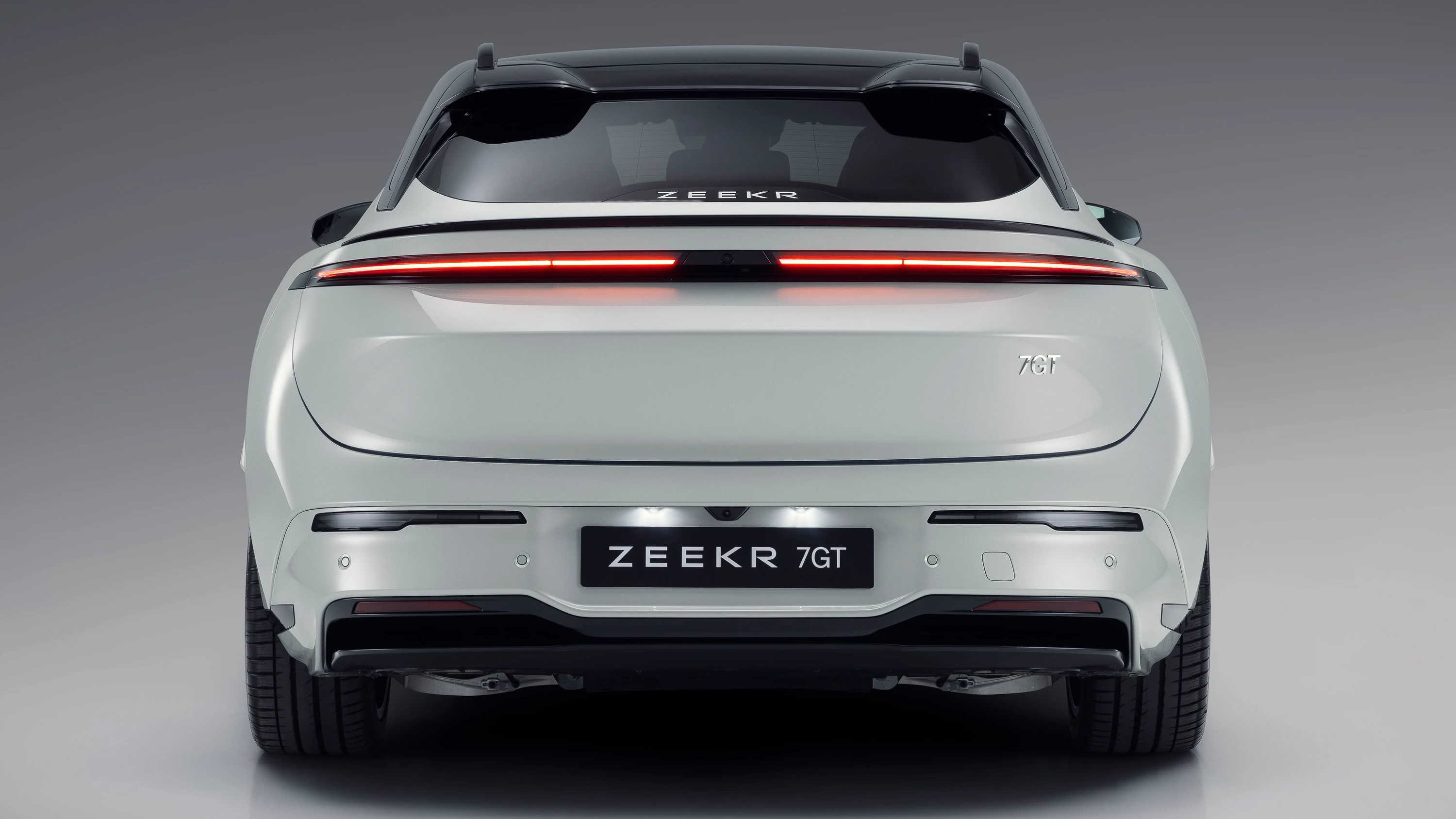 Design in den Genen und auch bis zum süßen Ende: Zeekr 7 GT - Hersteller