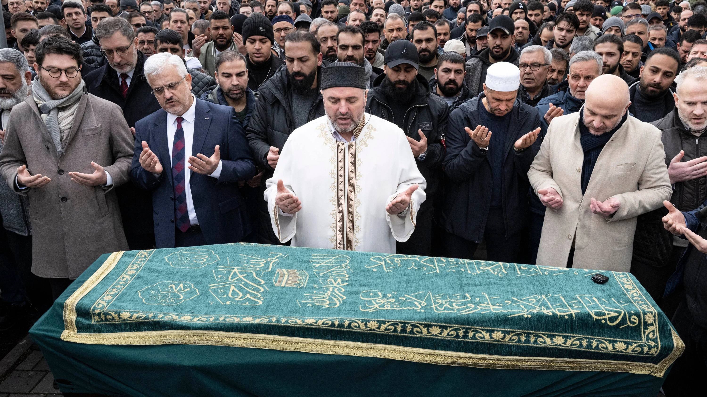 Getöteter Zugbegleiter: „Er freute sich auf die Hochzeit mit seiner Verlobten“