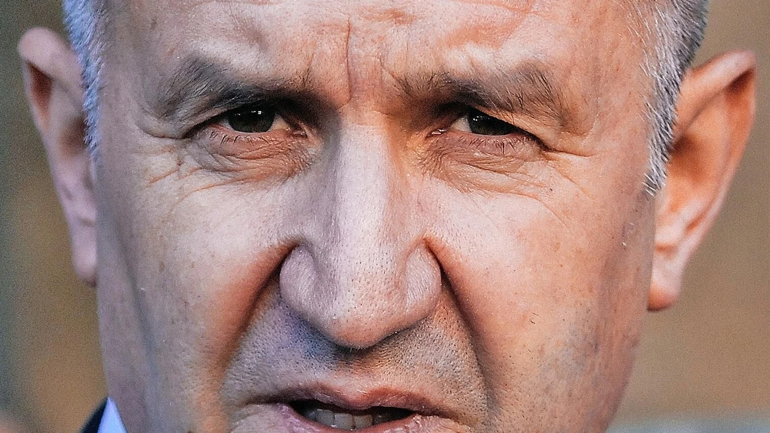 Bulgarischer Wahlsieger: Radew, der Kampfflieger