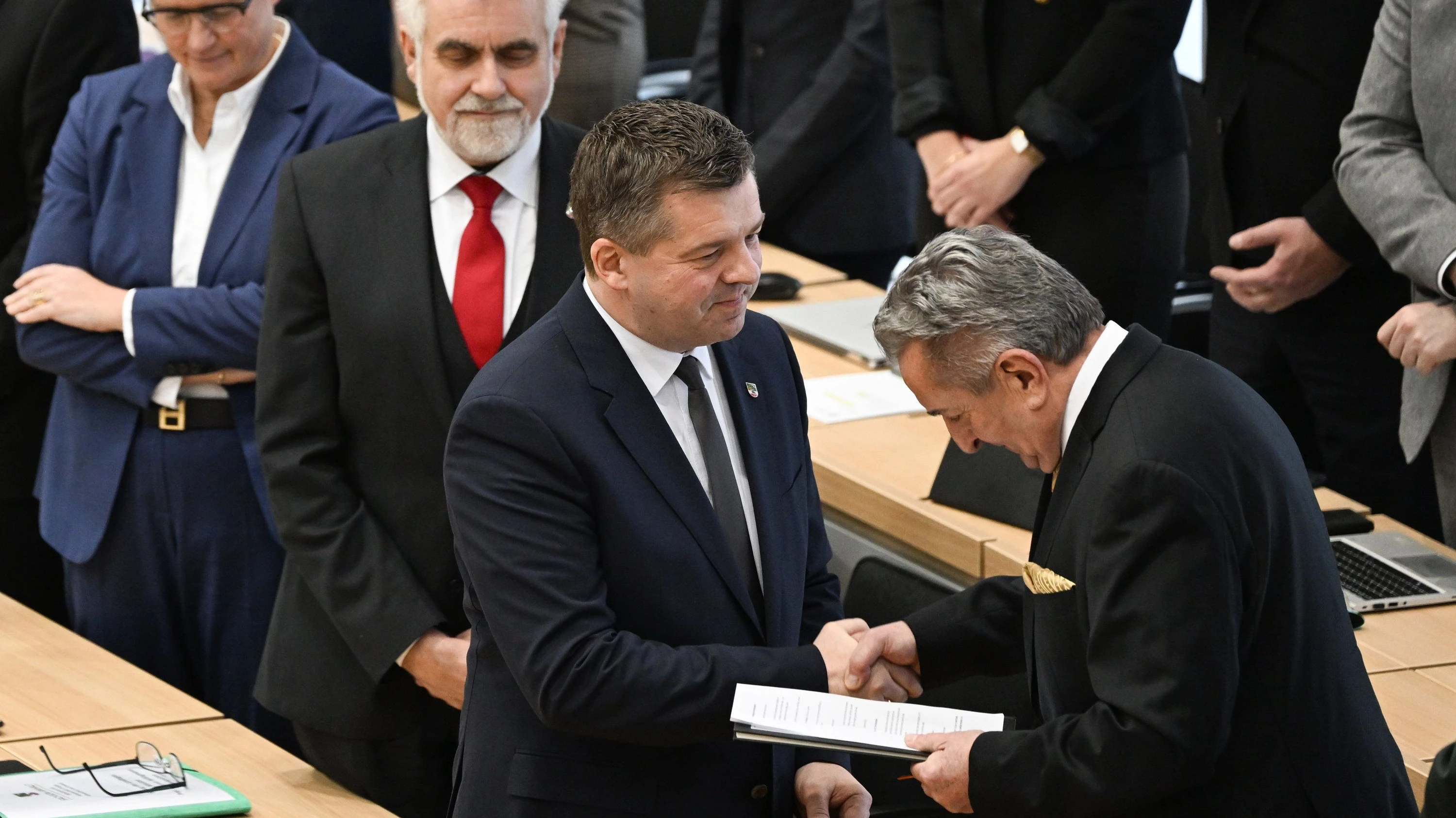 Deutschland-Blog: Schulze verspricht, als Ministerpräsident „fleißig“ zu sein Deutschland-Blog: Schulze verspricht, als Ministerpräsident „fleißig“ zu sein