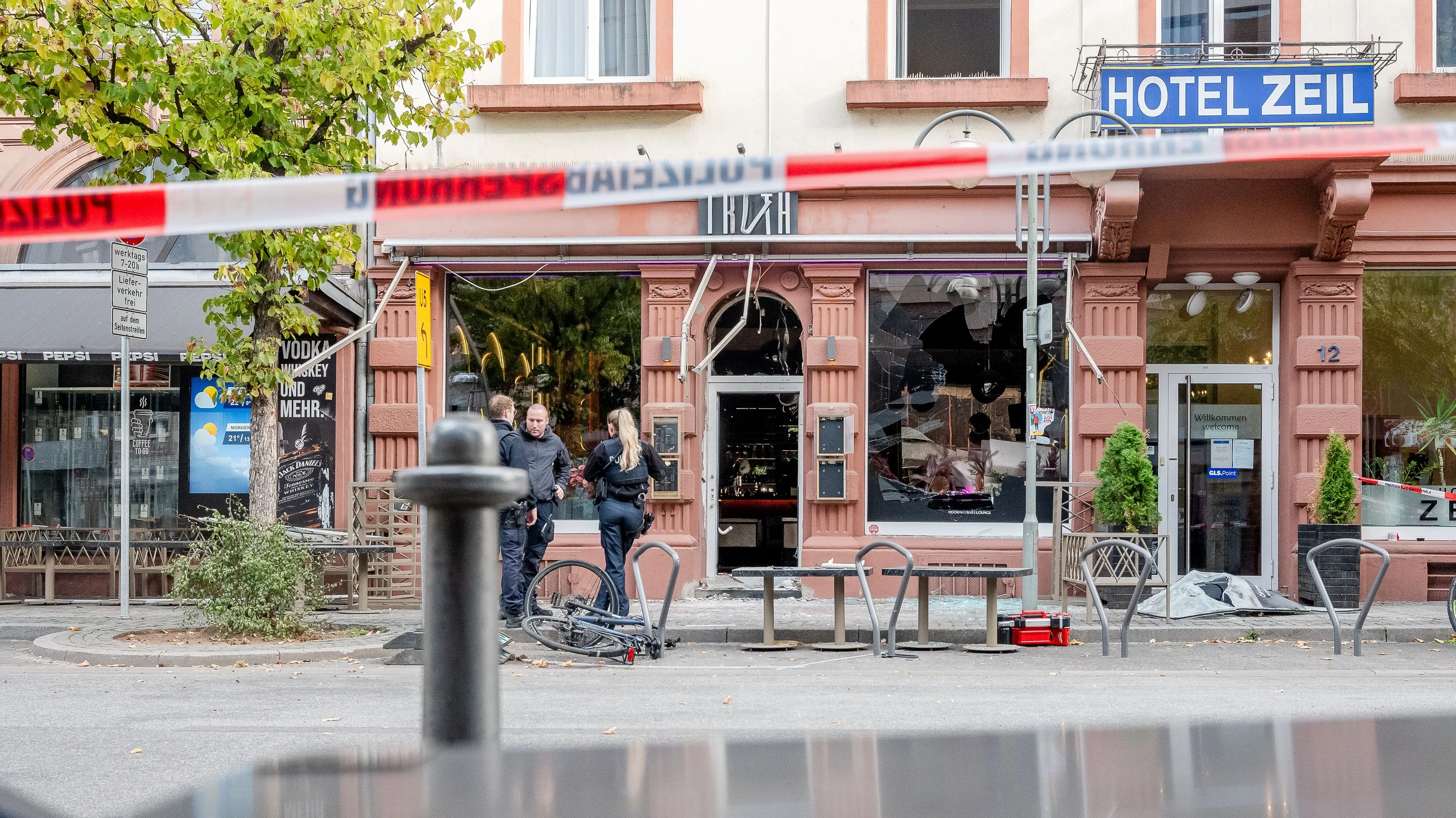 Rhein-Main-Liveblog: Handelsverband in Sorge wegen Anschlagsserie auf Lokale Rhein-Main-Liveblog: Handelsverband in Sorge wegen Anschlagsserie auf Lokale