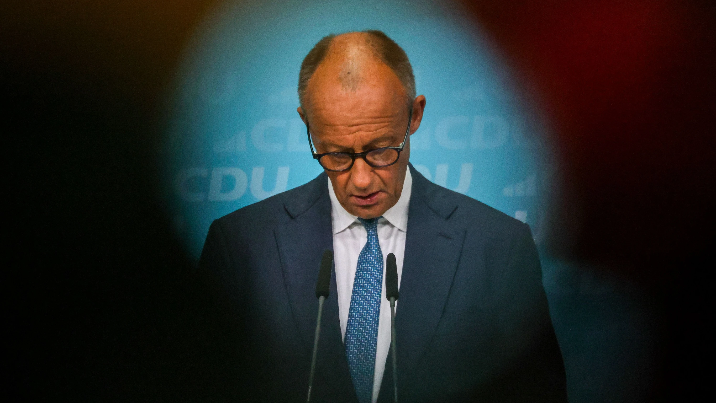 Bundeskanzler Friedrich Merz (CDU) bei der Pressekonferenz zum Ergebnis der Landtagswahl in Sachsen-Anhalt - Omer Messinger