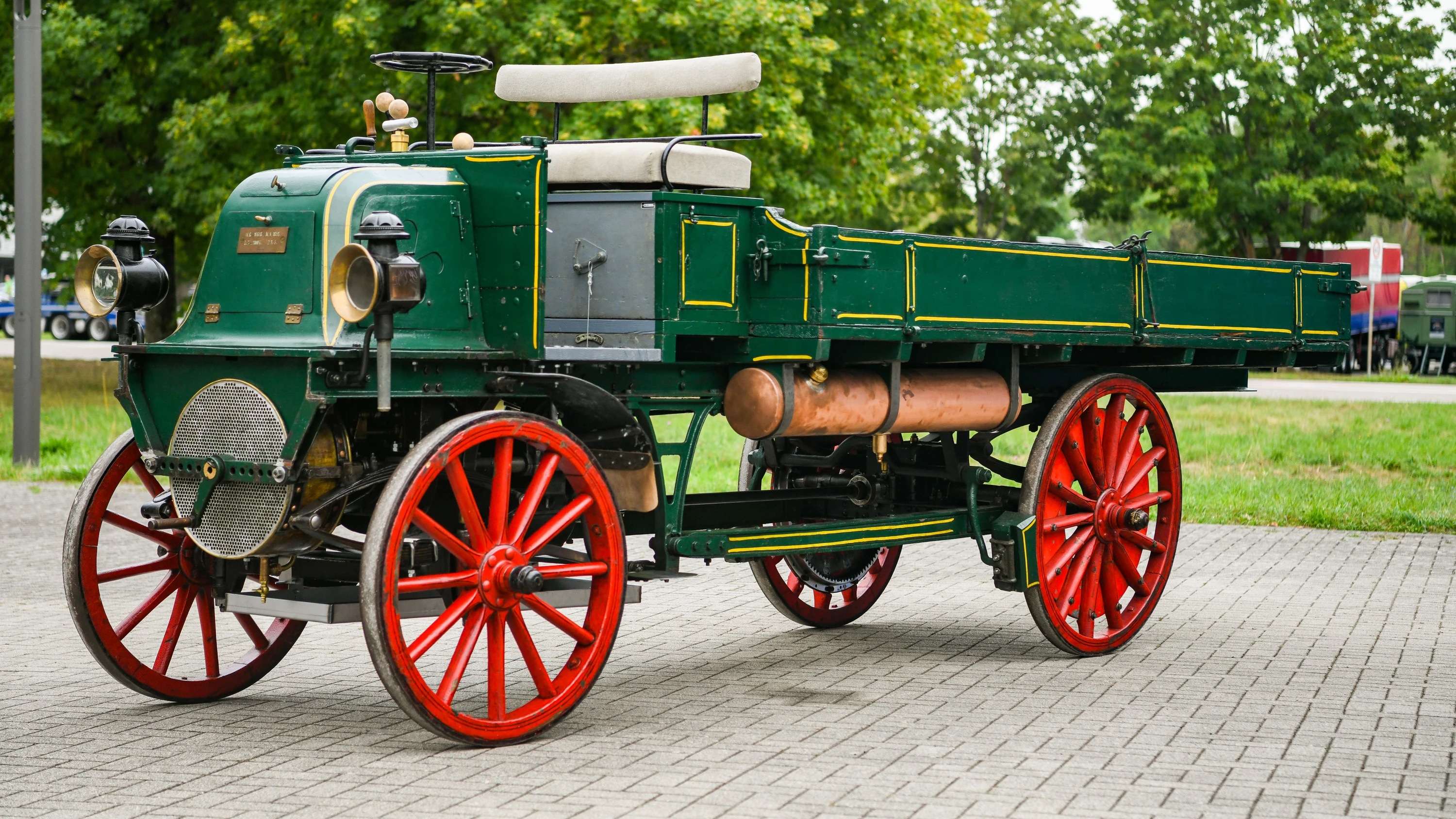 Lastwagen von 1899: Rüstiger Rentner
