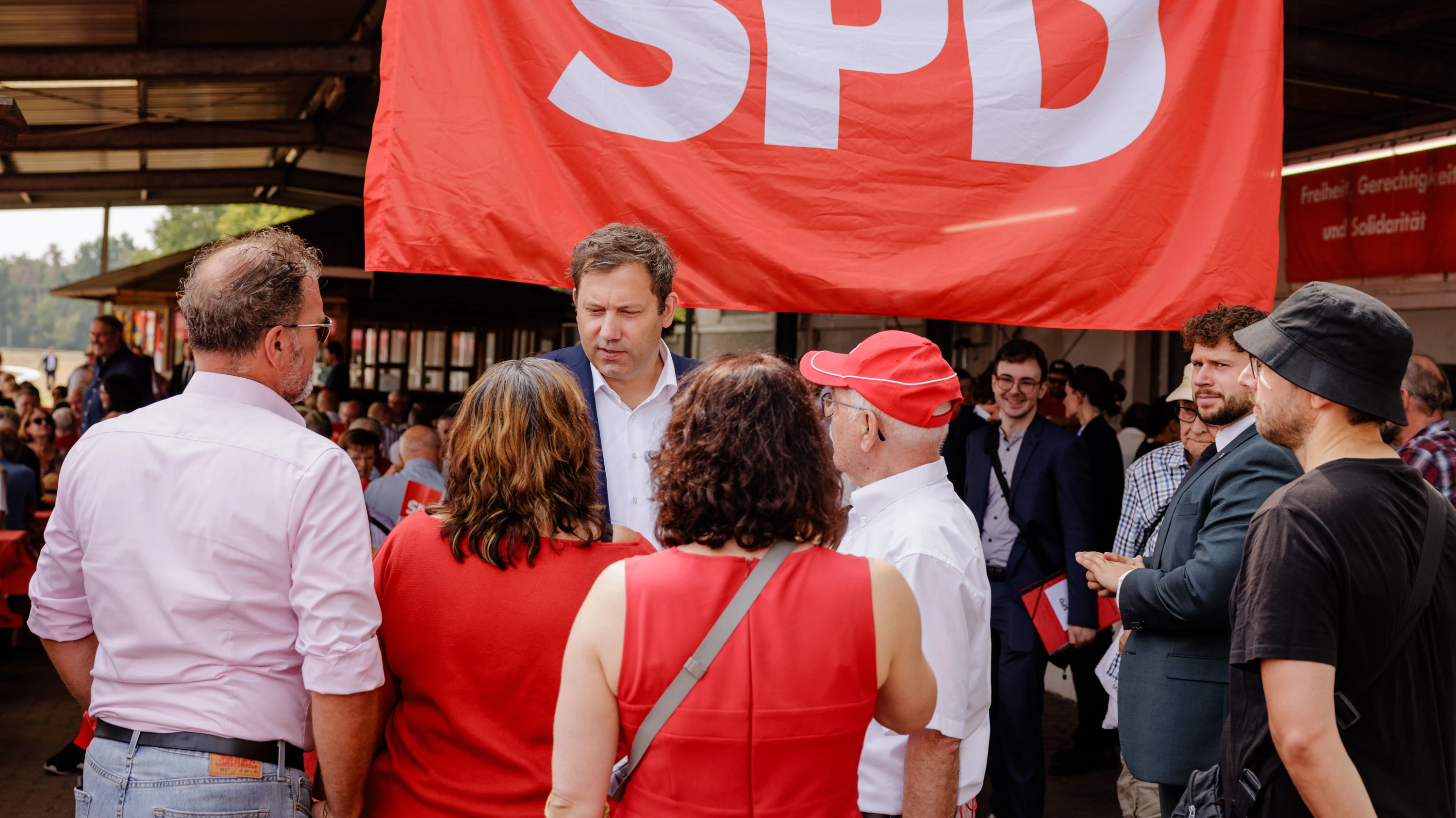 SPD-Pfalztreffen: Klingbeil und die Schatten von Weimar SPD-Pfalztreffen: Klingbeil und die Schatten von Weimar