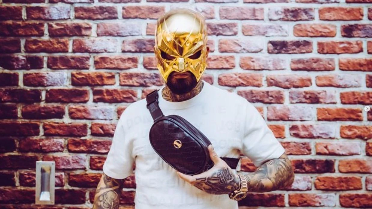 Mit Maske: der Rapper 18 Karat - 18karat/Instagram