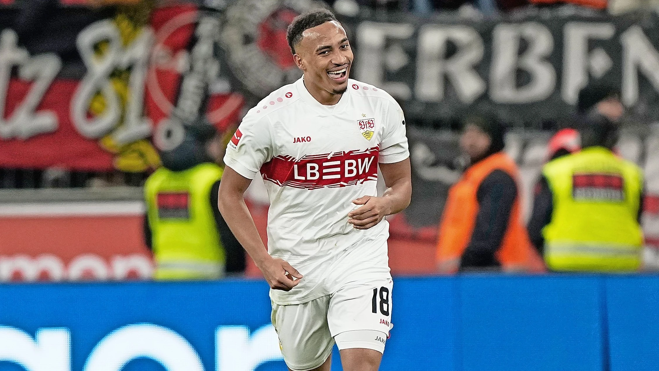 Sieg im Bundesliga-Topspiel: Stuttgarts Werbeshow auf höchstem Niveau