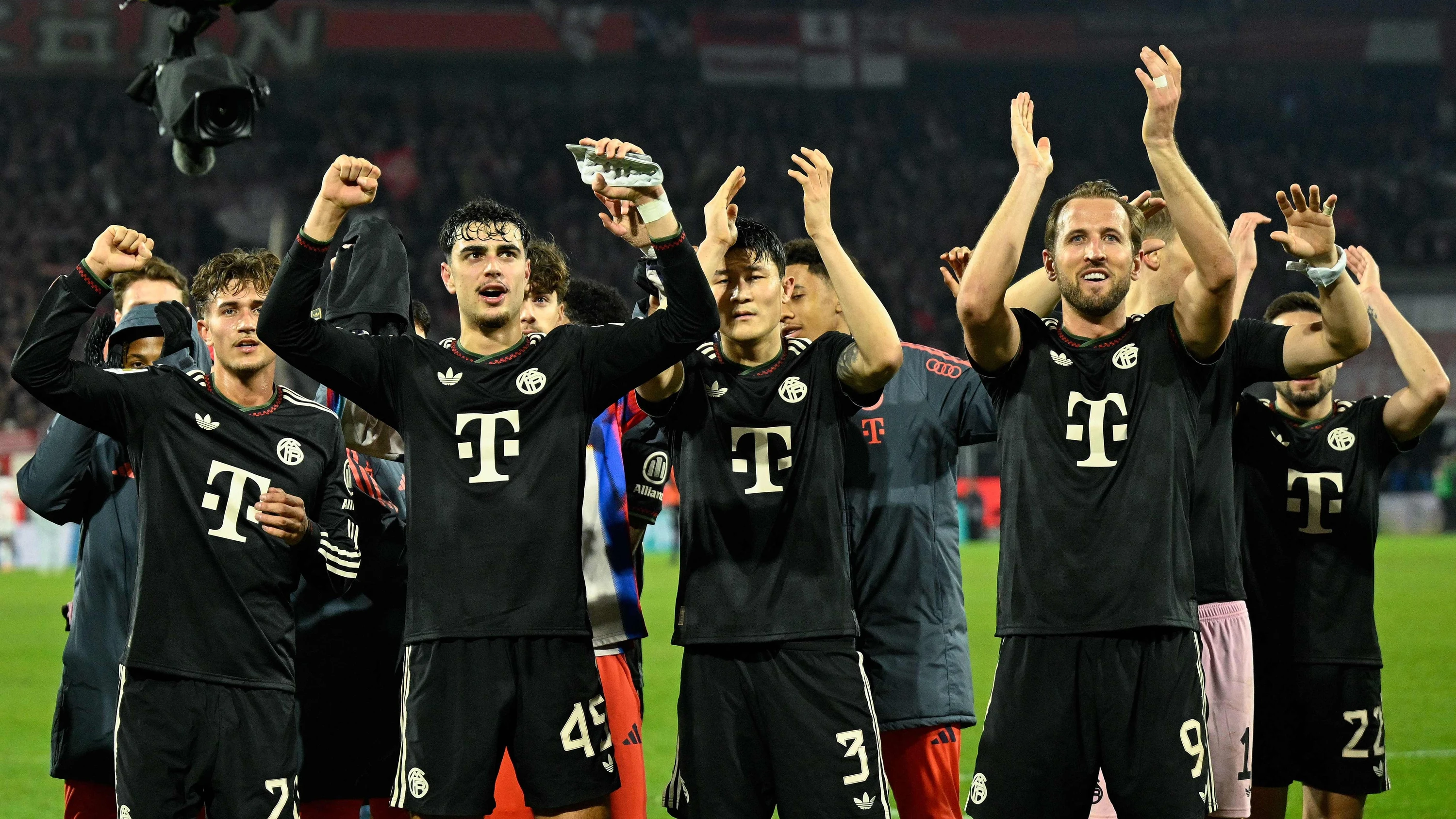 Bester herbstmeister: Bayern mit neuem Bundesliga-Rekord Bester herbstmeister: Bayern mit neuem Bundesliga-Rekord