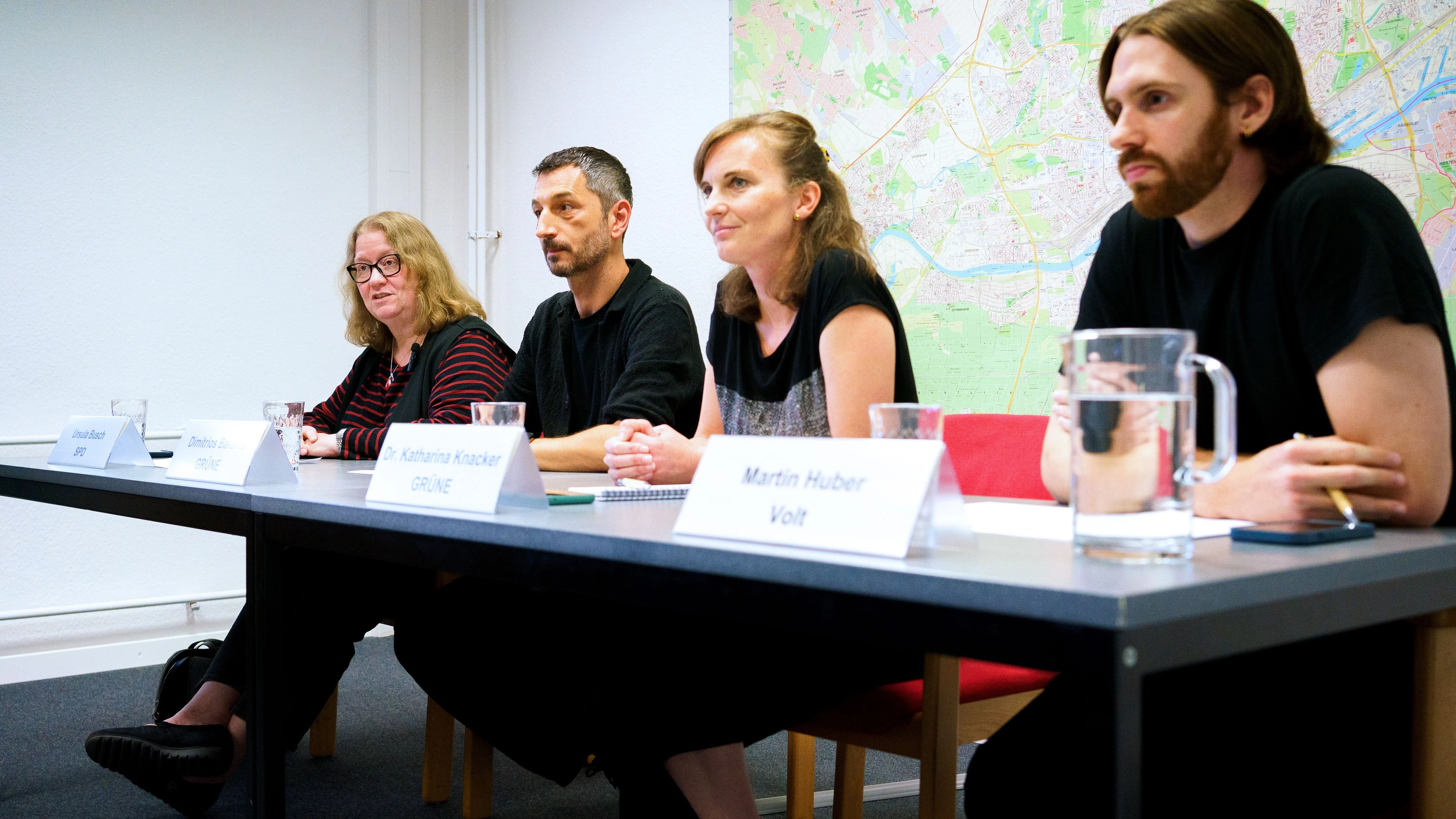 Wahlumfrage: CDU in Frankfurt vier Wochen vor der Wahl auf Platz eins