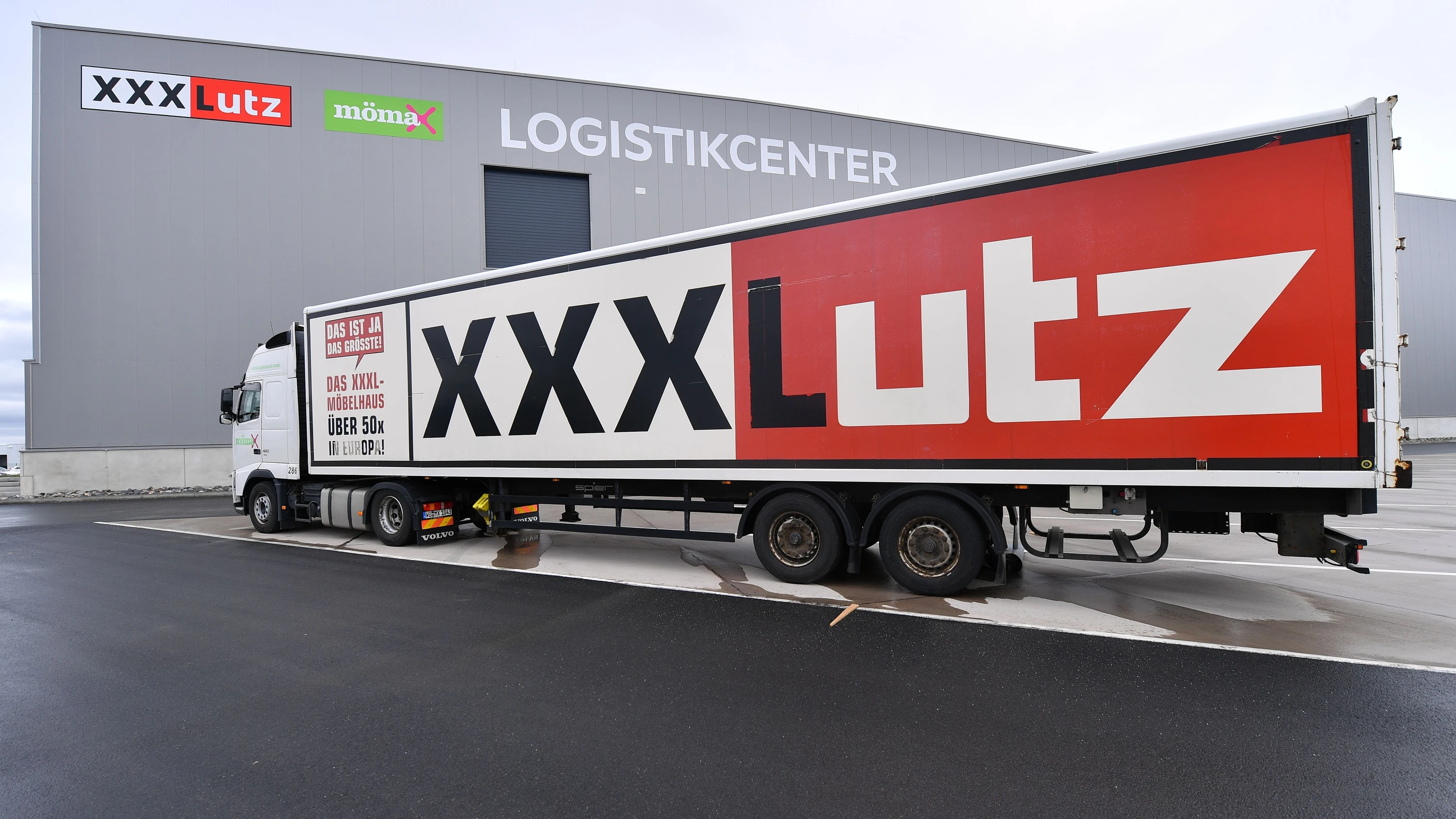 Porta und XXXLutz: Nächster Schritt im Möbelhaus-Krimi