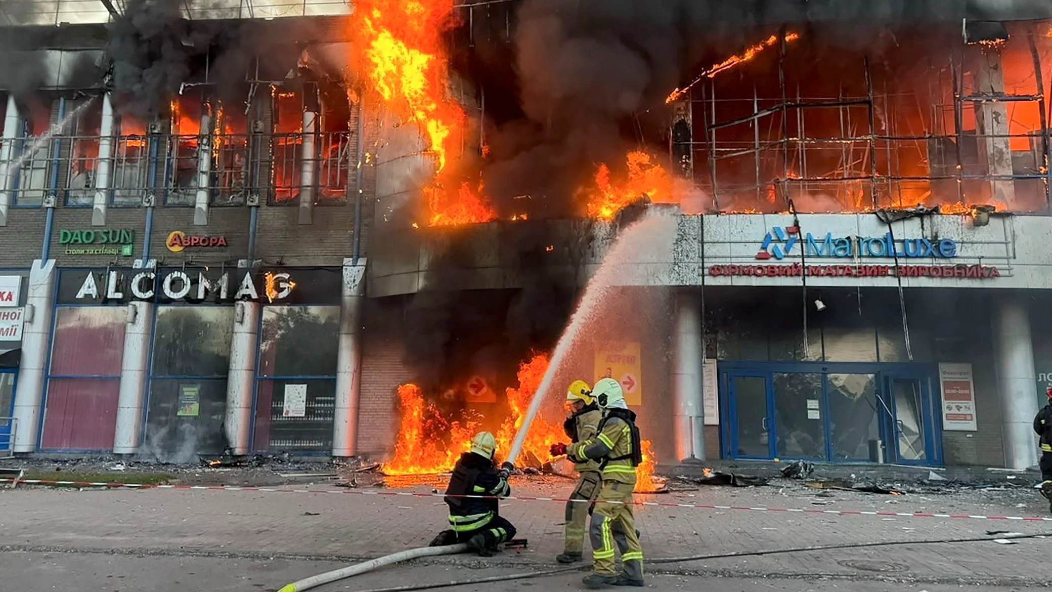 Liveblog Ukrainekrieg: Tote nach russischem Angriff auf Industriestadt Dnipro