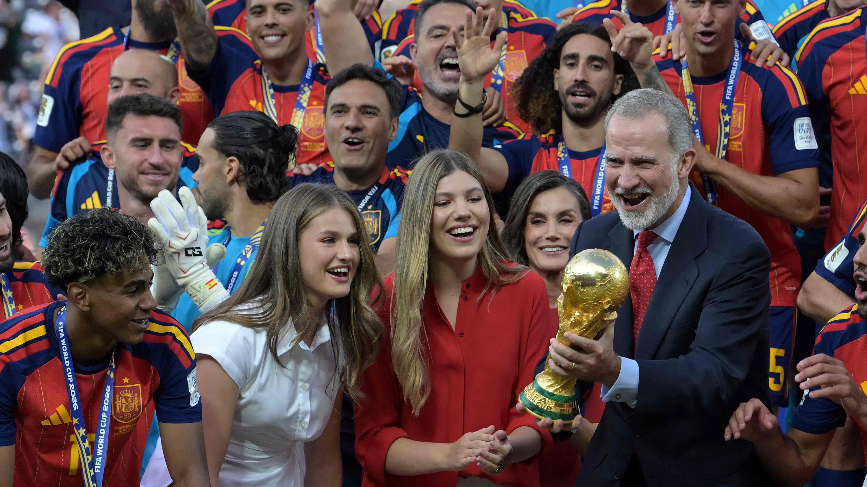 Bei Hofe: Und wieder ein Pokal für die spanische Kronprinzessin Bei Hofe: Und wieder ein Pokal für die spanische Kronprinzessin