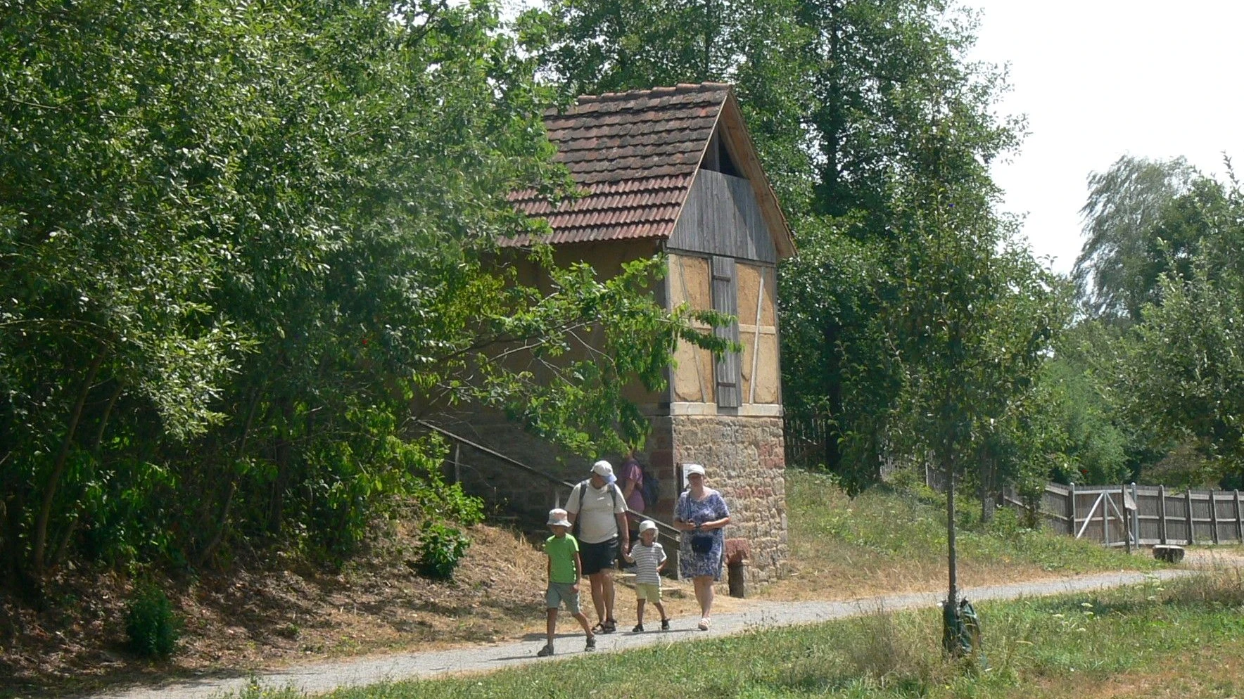 Wandern im Odenwald: Am Ursprung des Grünkerns