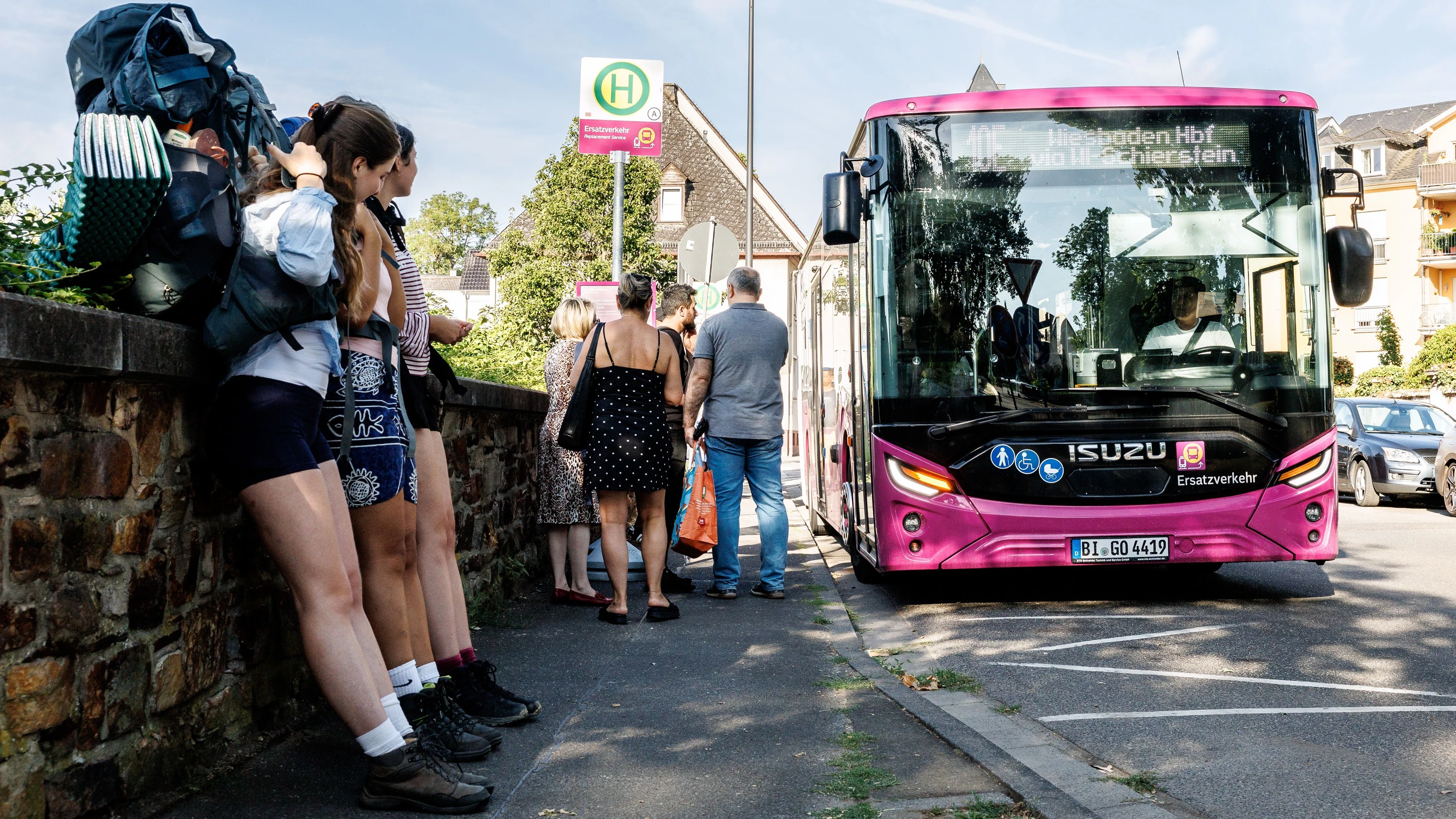 Schienenersatzverkehr im Rheingau: „Er ist pünktlich und leer: ein echter Fortschritt“ Schienenersatzverkehr im Rheingau: „Er ist pünktlich und leer: ein echter Fortschritt“