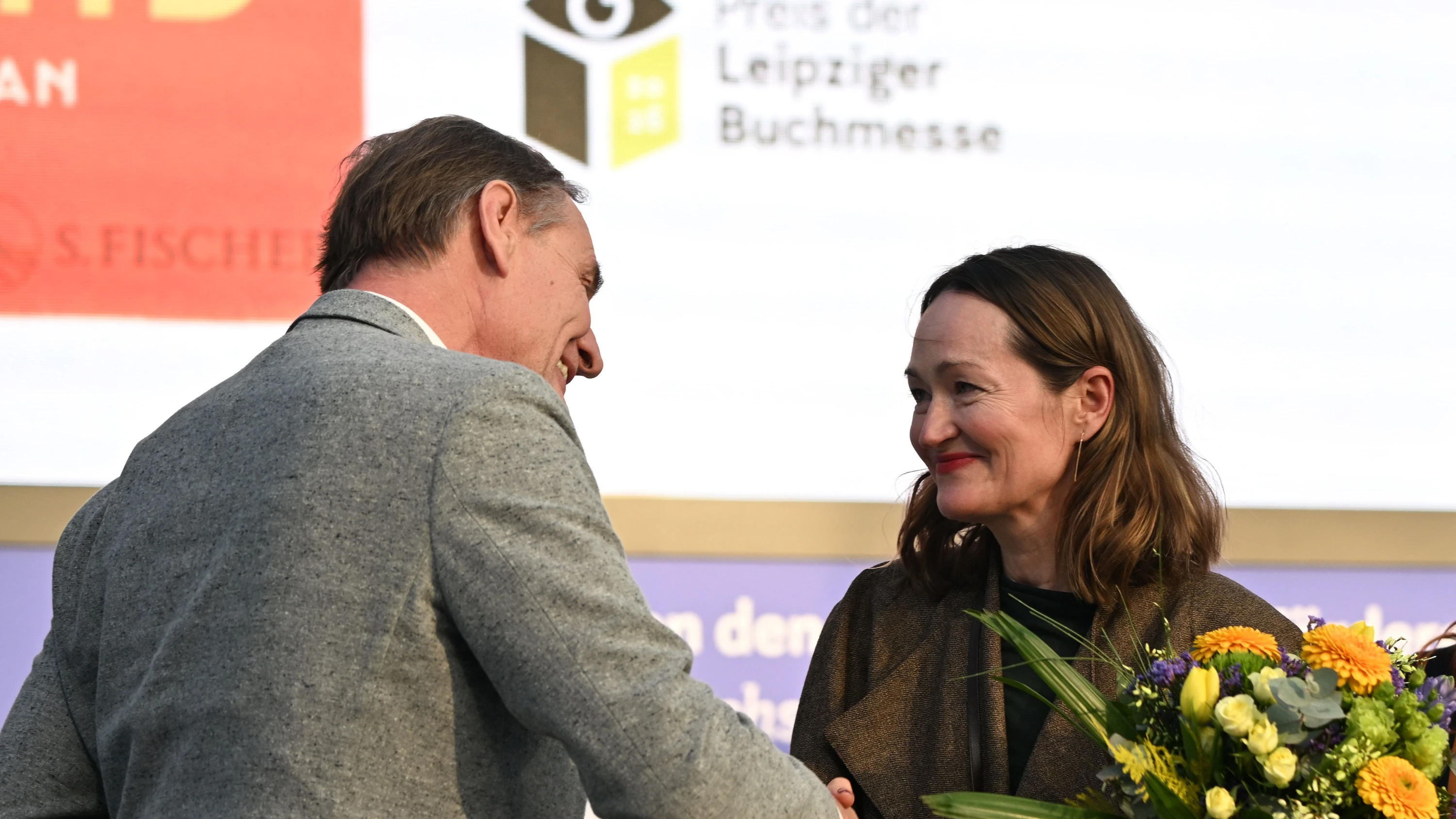 Roman „Goldstrand“: Katerina Poladjan gewinnt Preis der Leipziger Buchmesse