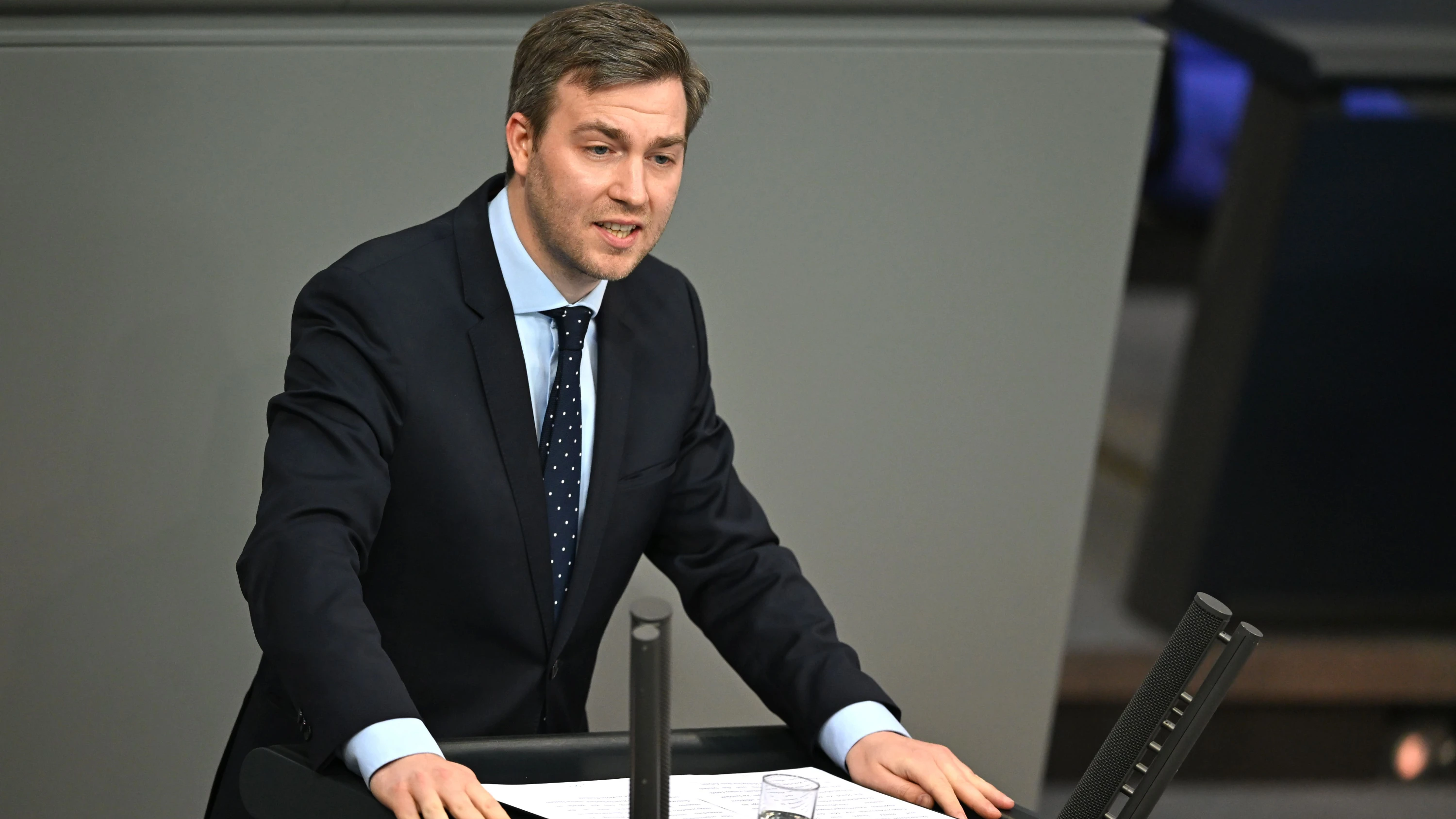 Deutschland-Liveblog: Frederik Bouffier soll Parlamentarischer Geschäftsführer der Unionsfraktion werden