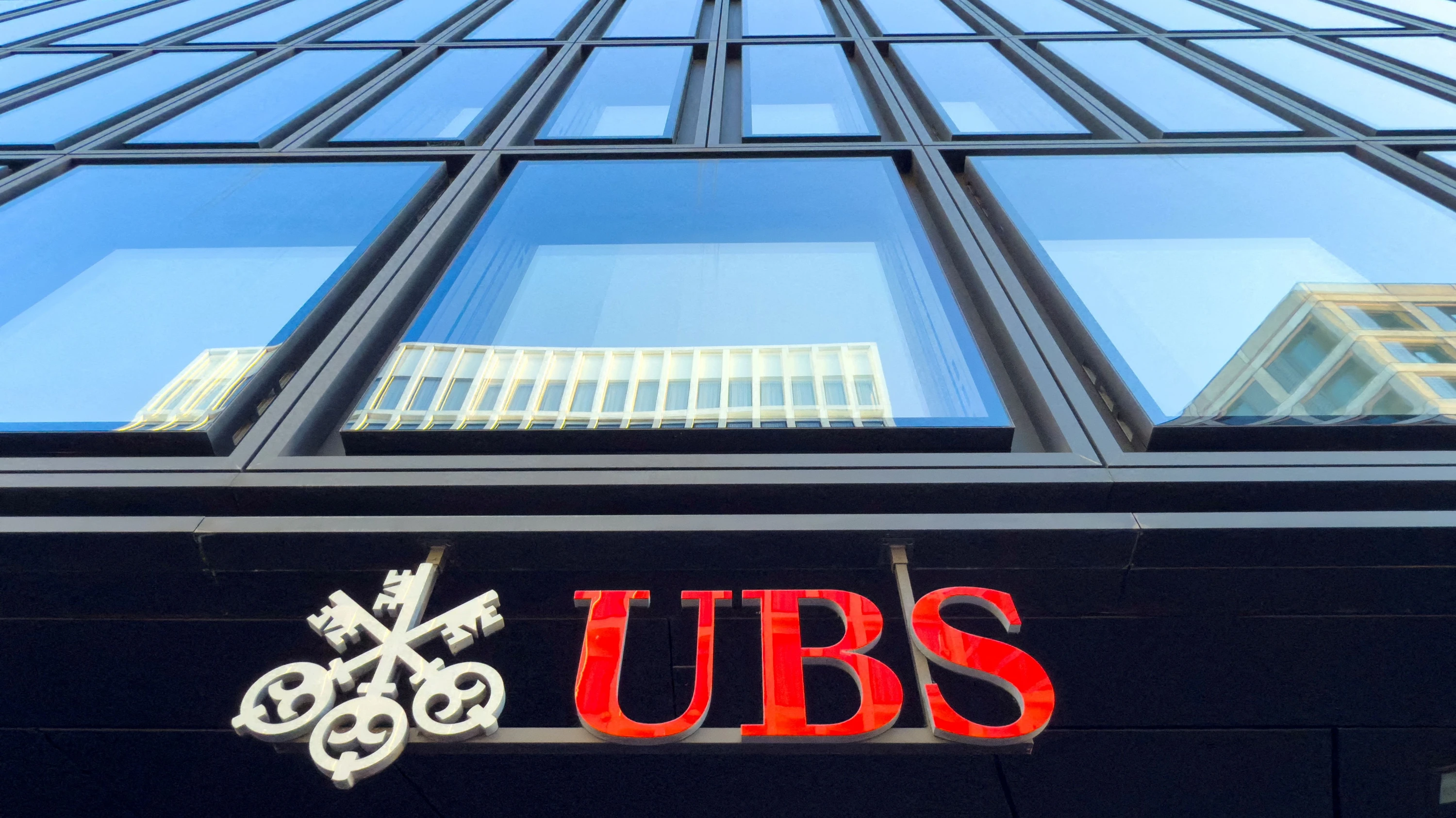 Wegen Kapitalvorgaben: Investor fordert UBS zum Wegzug aus der Schweiz auf