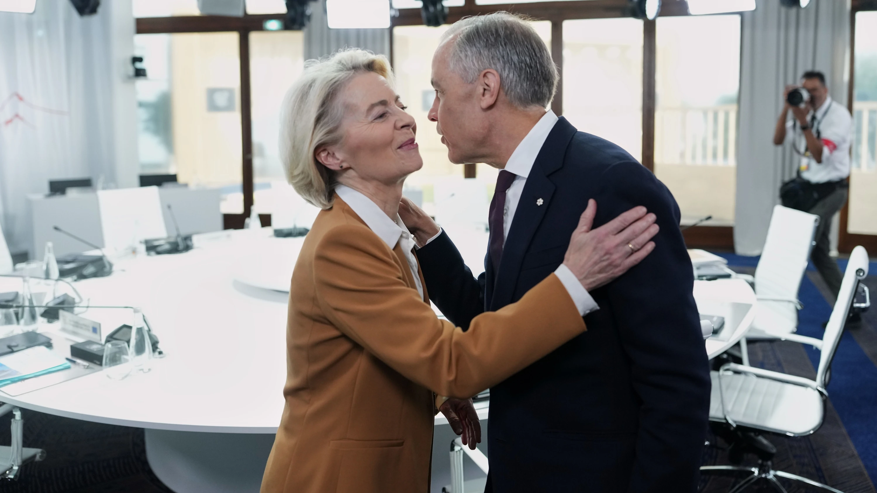 F.A.Z. Frühdenker: Kanadischer Ehrengast bei von der Leyens Rede zur Lage der Union