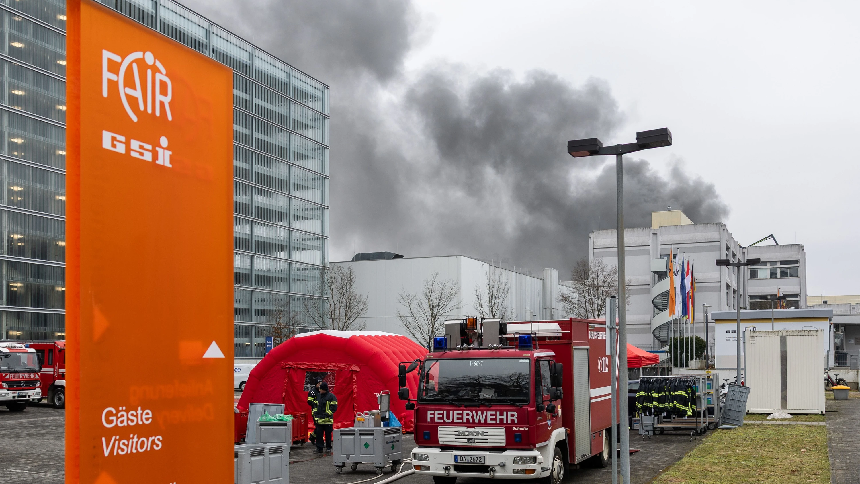 Rhein-Main-Liveblog: Schaden nach Brand bei der GSI in Darmstadt weiter unklar