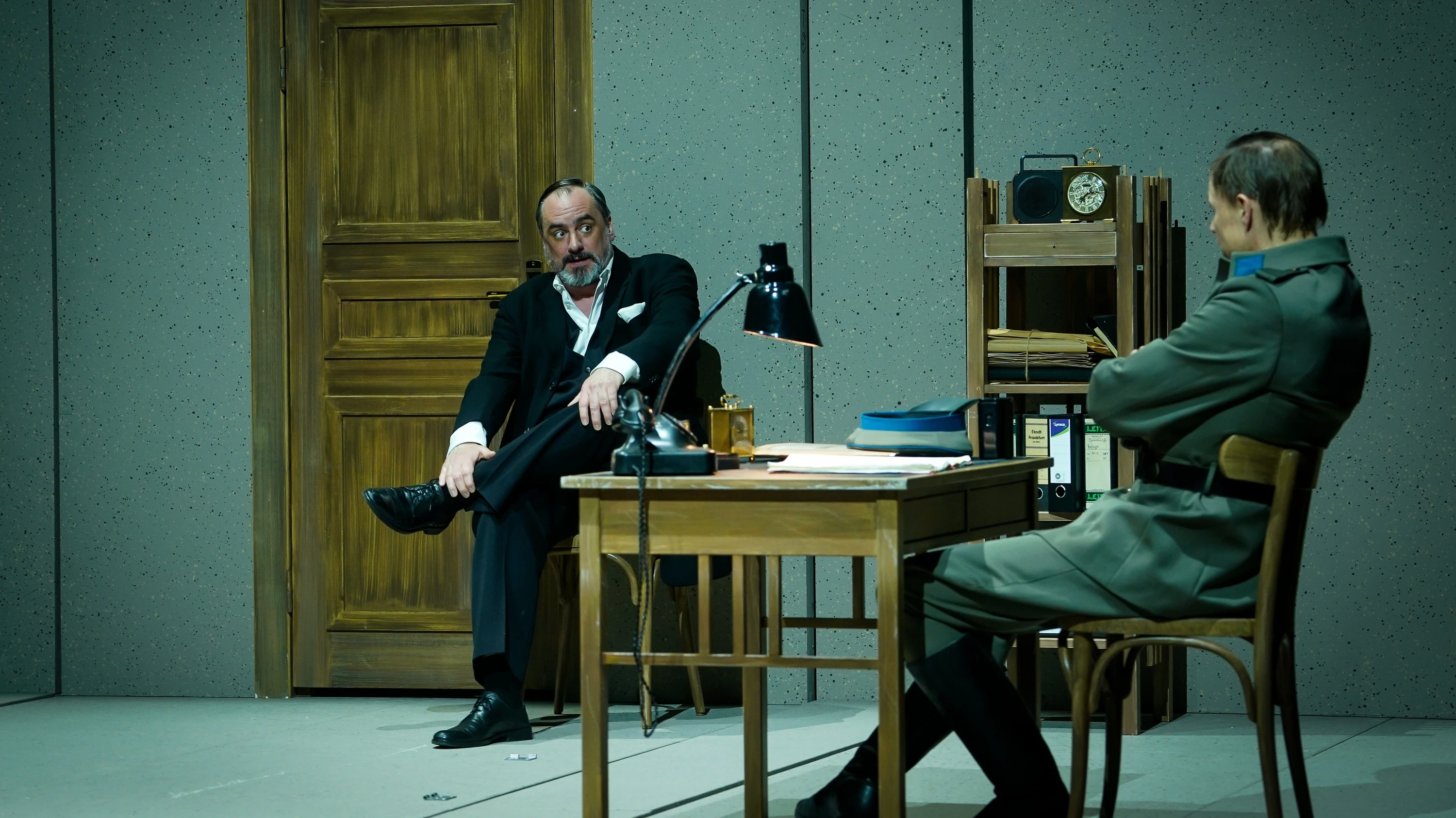 Der Meister und Margarita: Bulgakow im Verhörzimmer