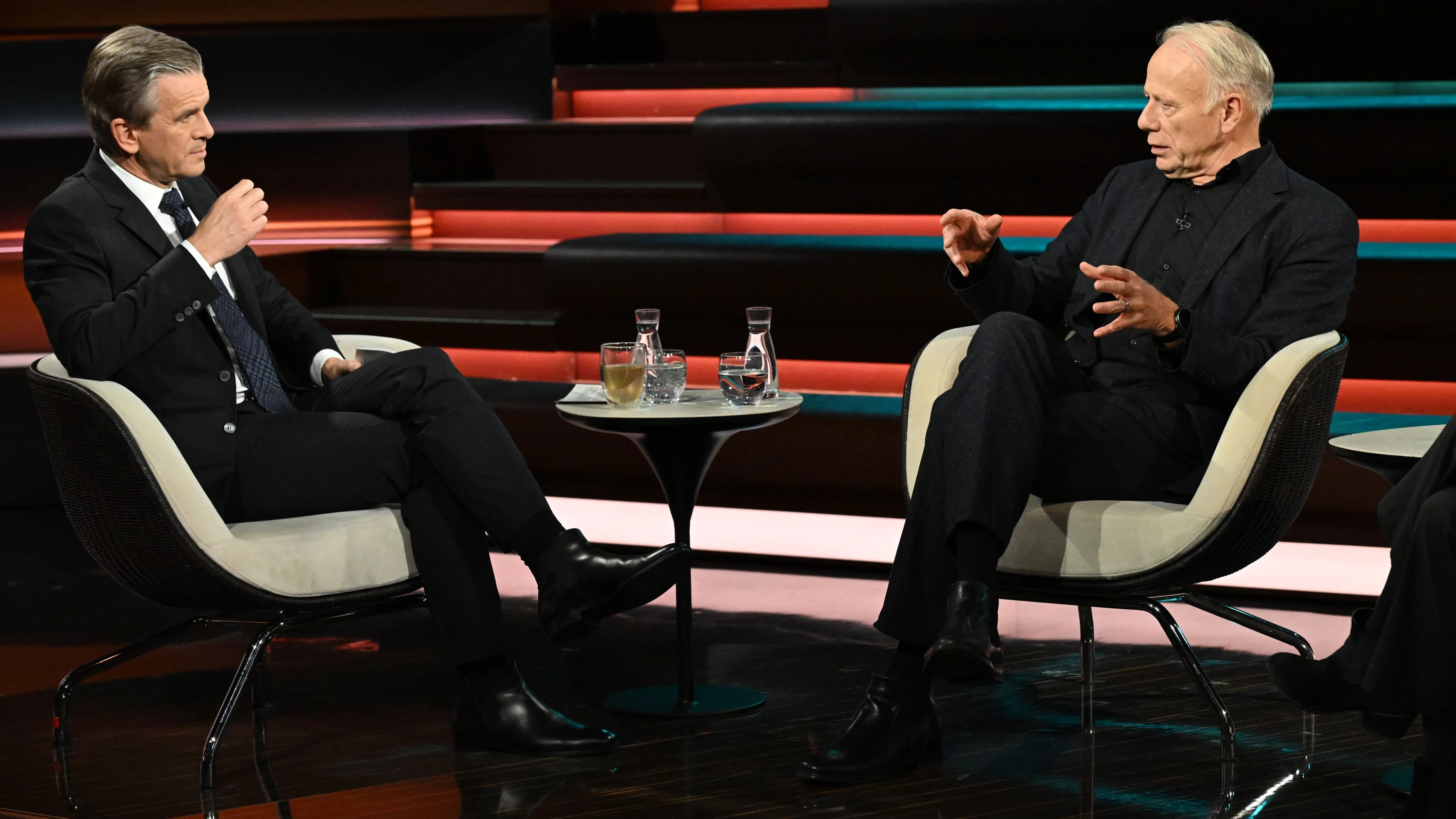 TV-Kritik: Markus Lanz: Trumps Egozentriksause im „Mafiastyle“ TV-Kritik: Markus Lanz: Trumps Egozentriksause im „Mafiastyle“