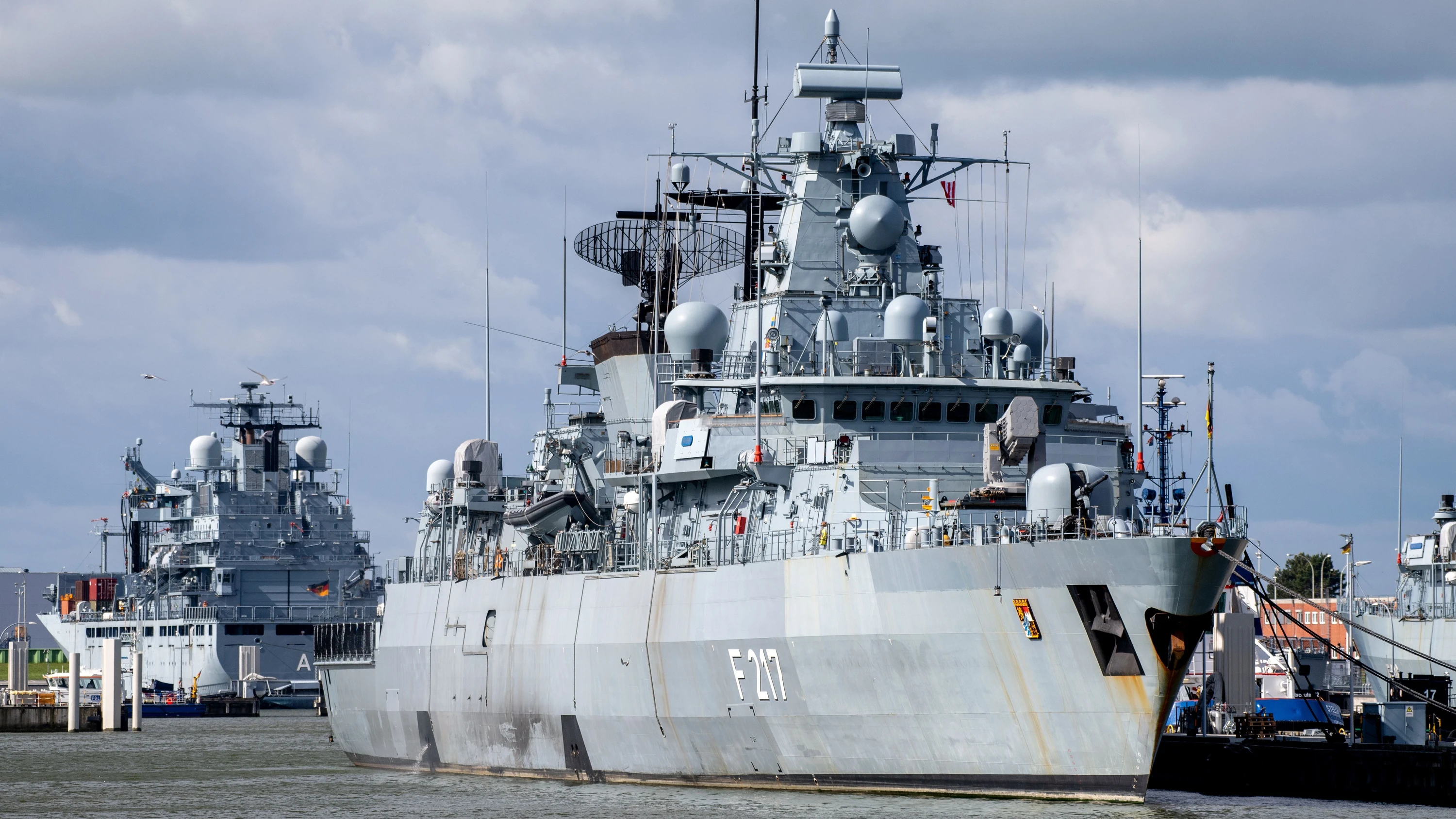 Reparaturauftrag: Rheinmetall macht Fregatte flott
