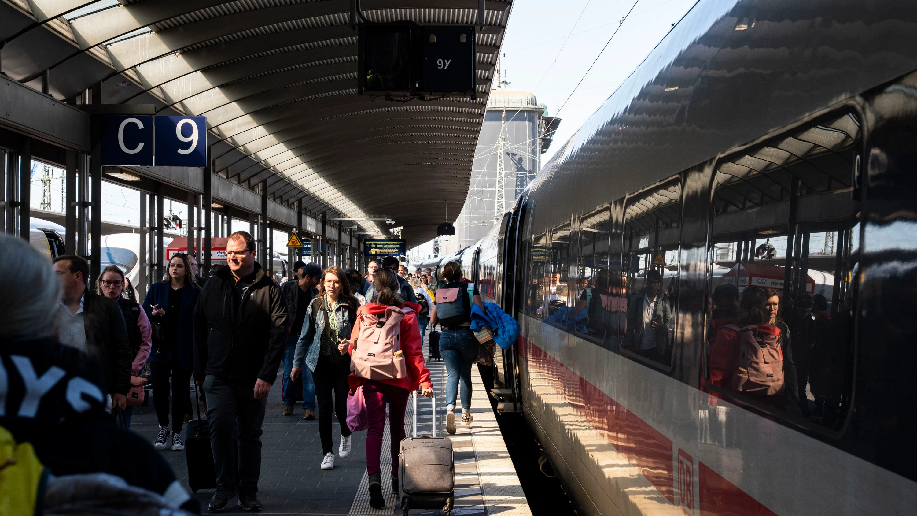 An den Osterfeiertagen: Bahn verzeichnet höhere Nachfrage als erwartet