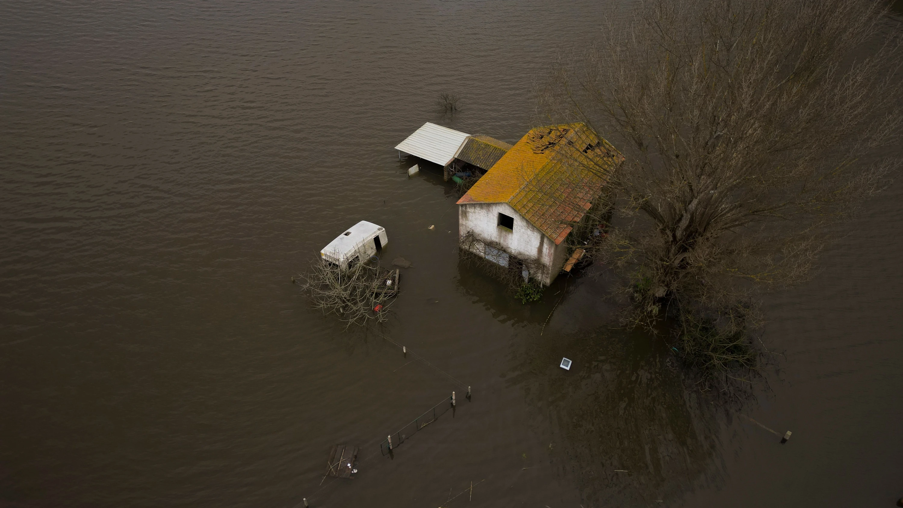 Unwetter in Portugal: Zehntausende in Portugal ohne Strom