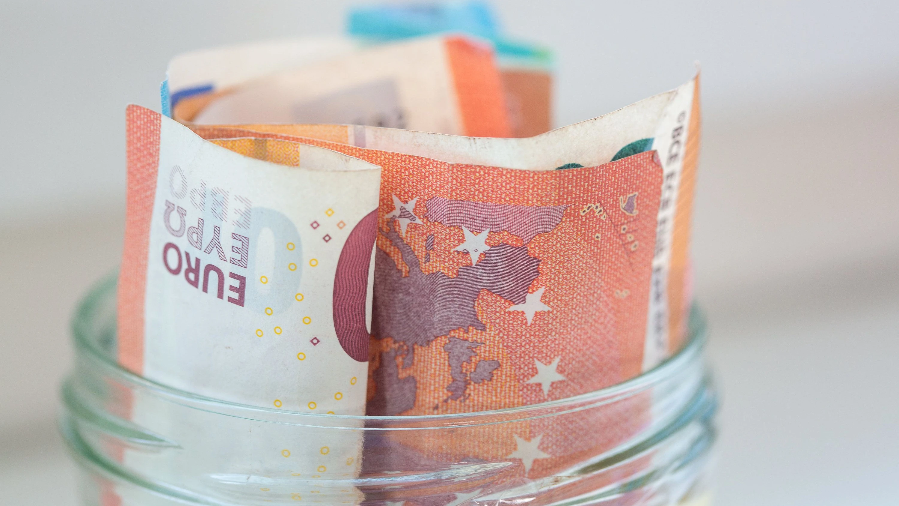 Studie: Deutsche Spenden mehr