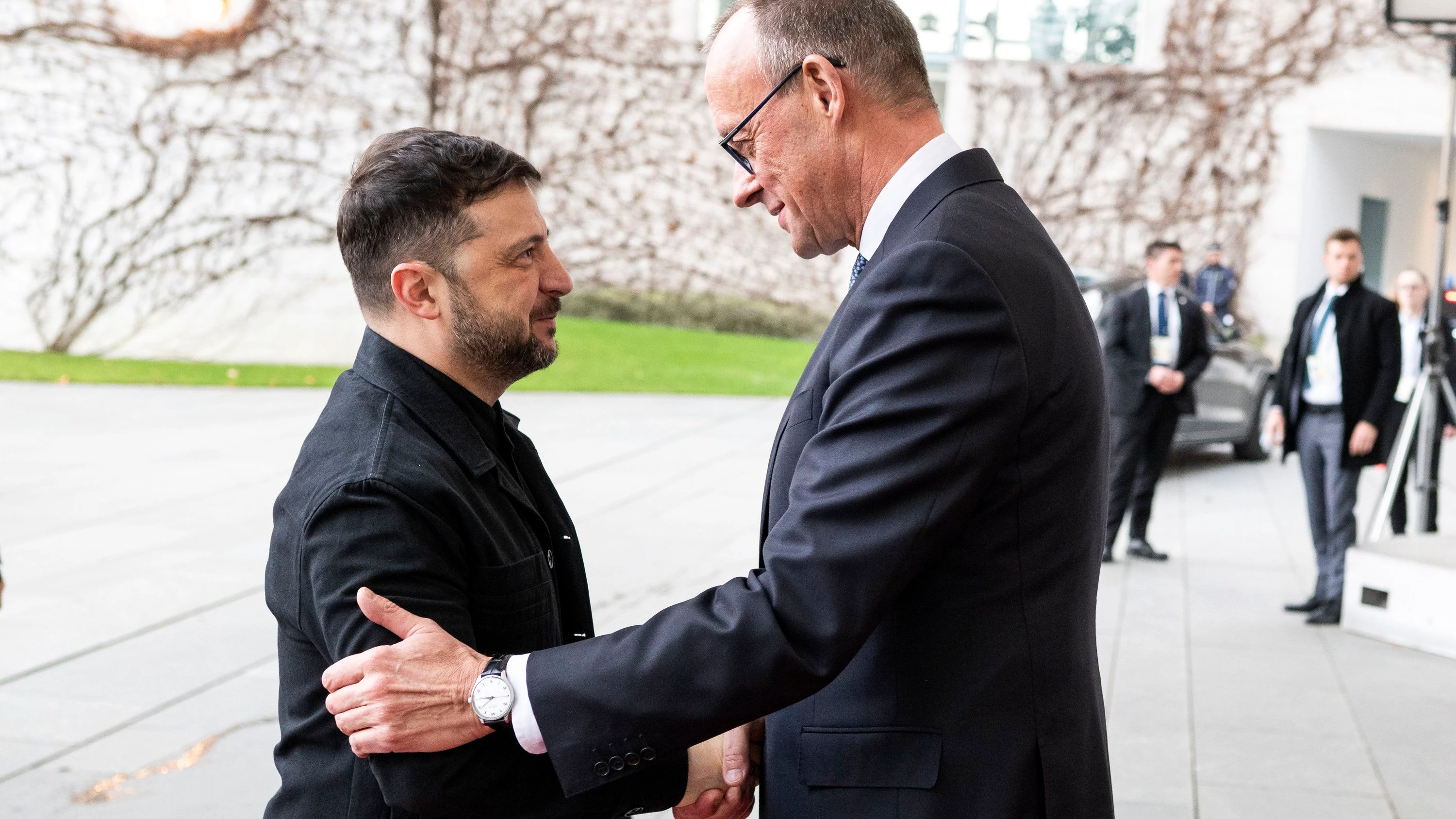 Krieg in der Ukraine: Deutschland präsentiert Plan zur Rüstungskooperation Krieg in der Ukraine: Deutschland präsentiert Plan zur Rüstungskooperation