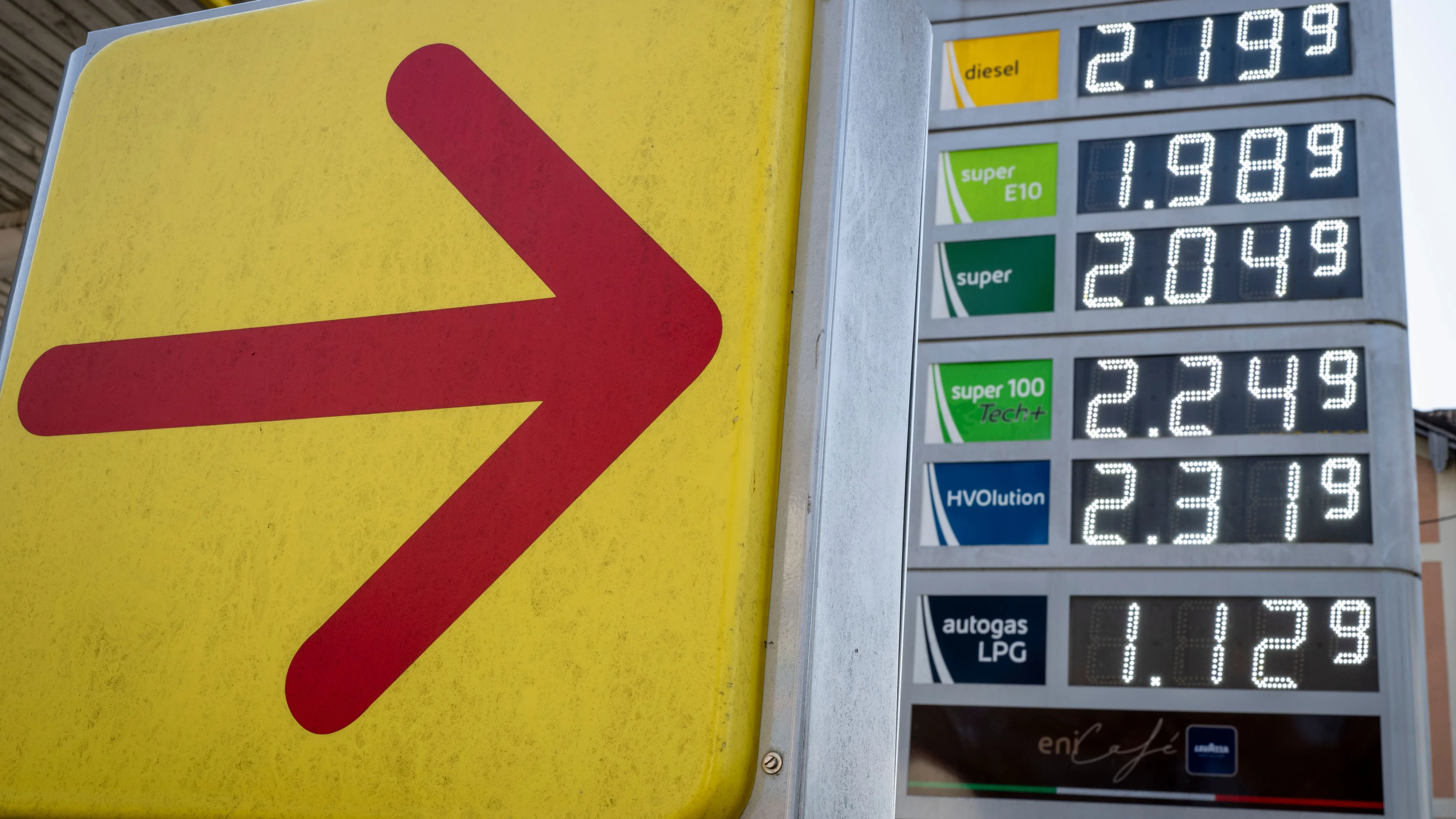 Deutschland-Liveblog: Regierung bringt Benzinpreis-Paket auf den Weg