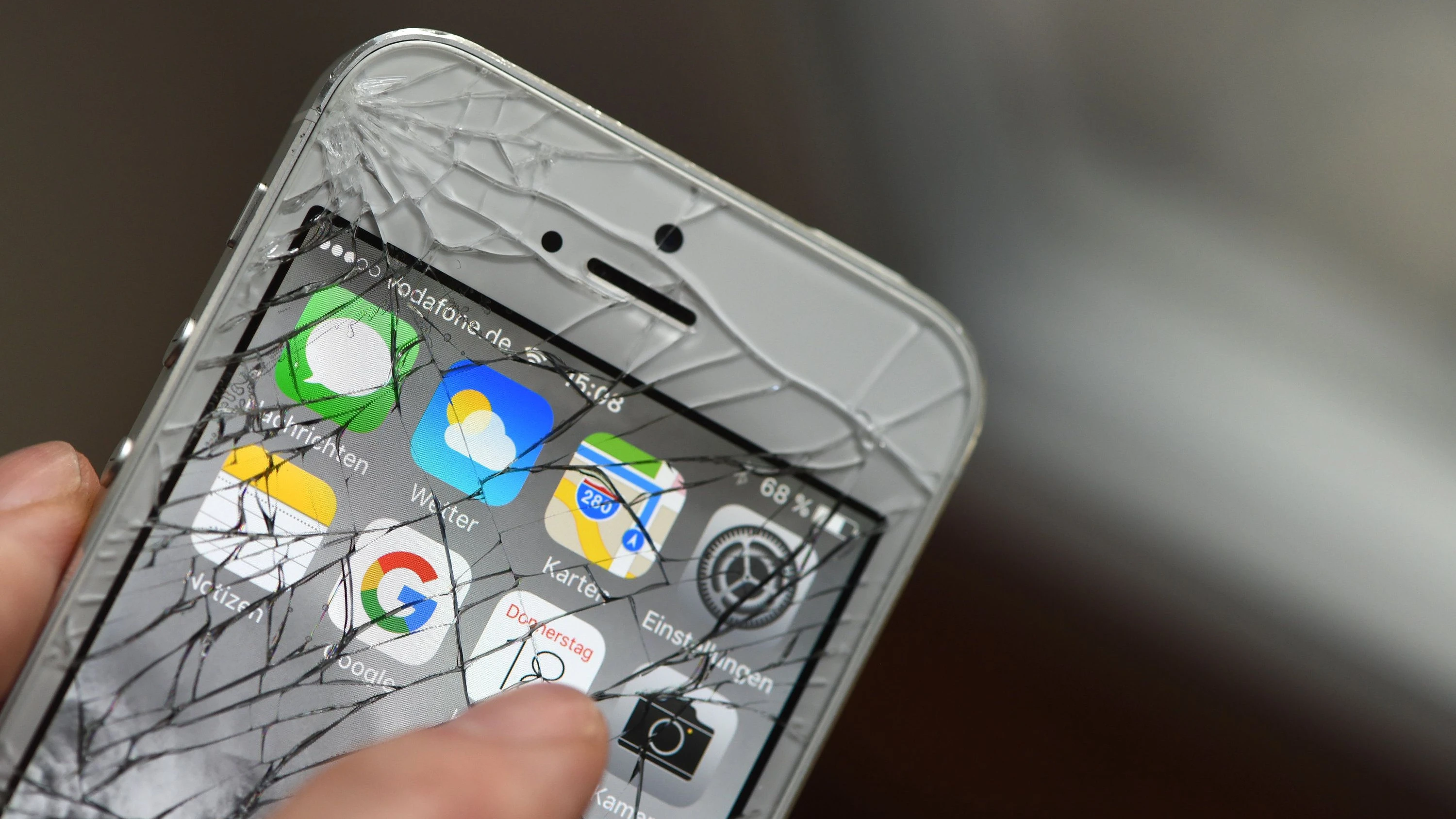 Bild: Apple Care One: Defektes iPhone schnell ersetzt