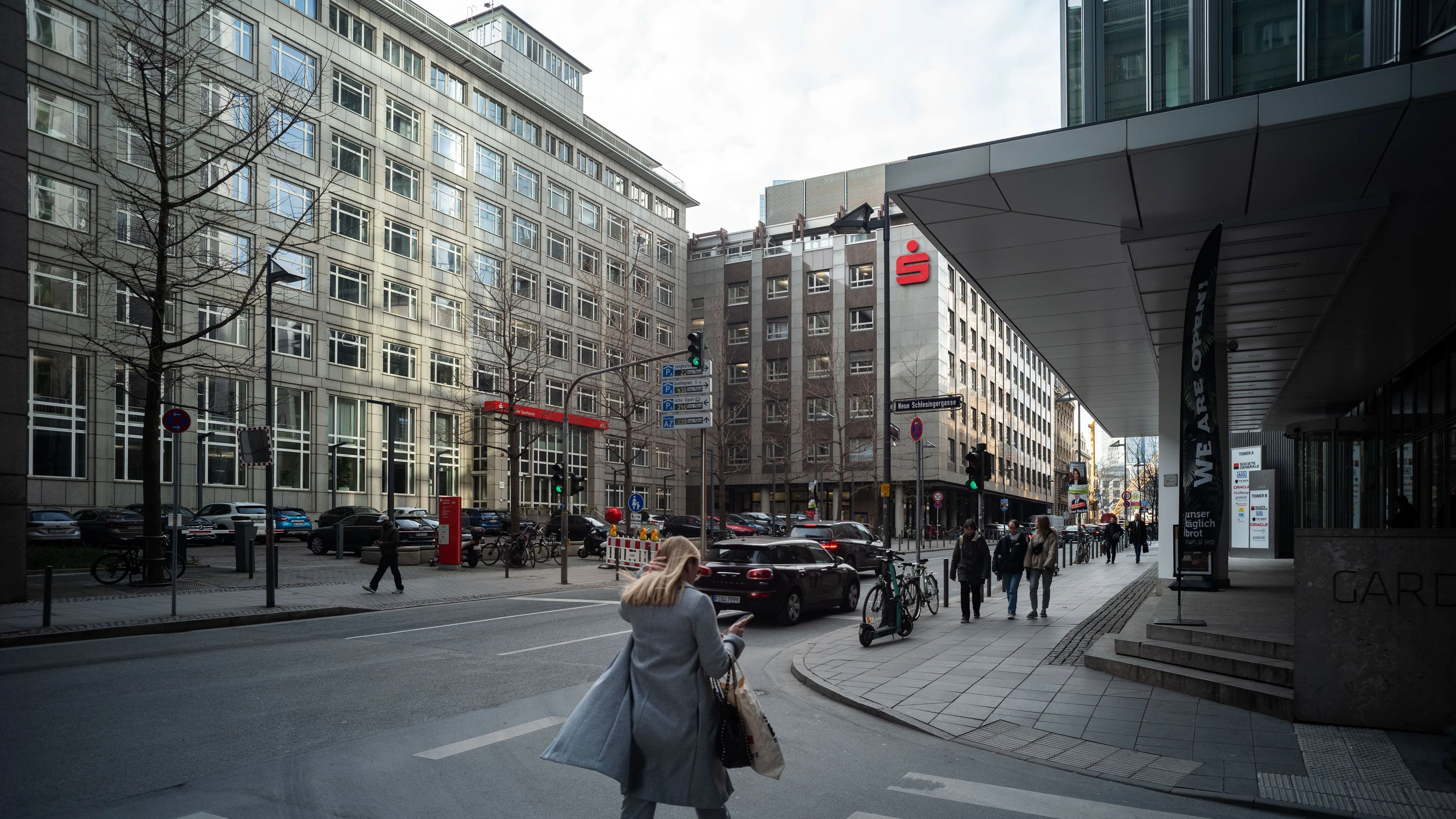 Kritik an der Zinspolitik: „Sind die Sparkassen wirklich die Guten?“ Kritik an der Zinspolitik: „Sind die Sparkassen wirklich die Guten?“