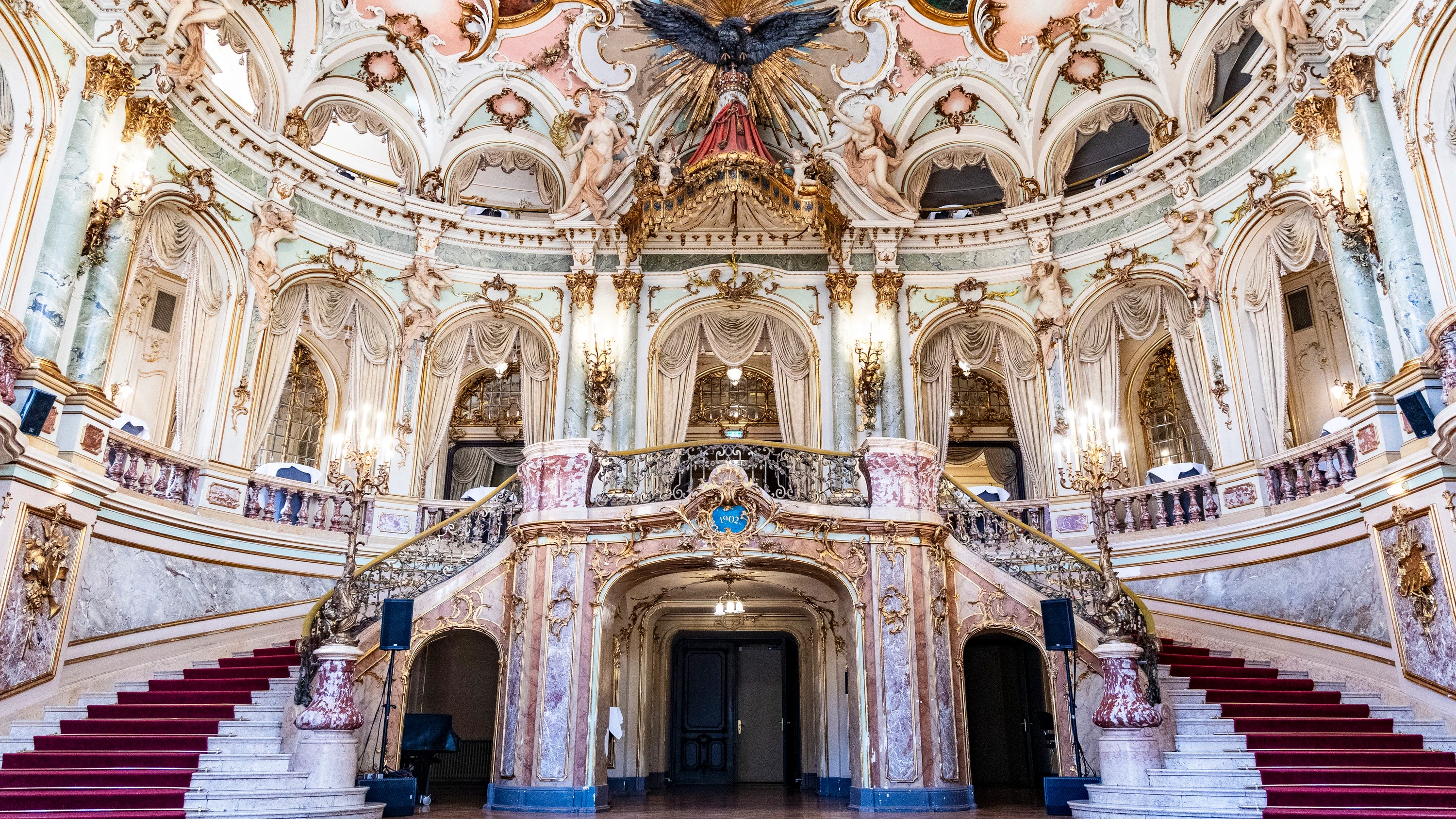Bild: Staatstheater Wiesbaden: Zwischen Kaiserprunk und Generalsanierung