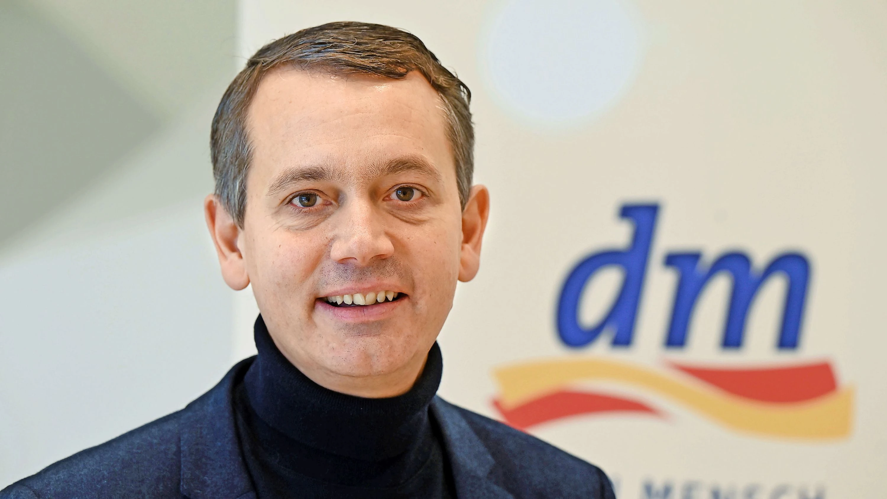 Klage gegen Drogeriekette: dm will sich Online-Apotheke nicht verbieten lassen