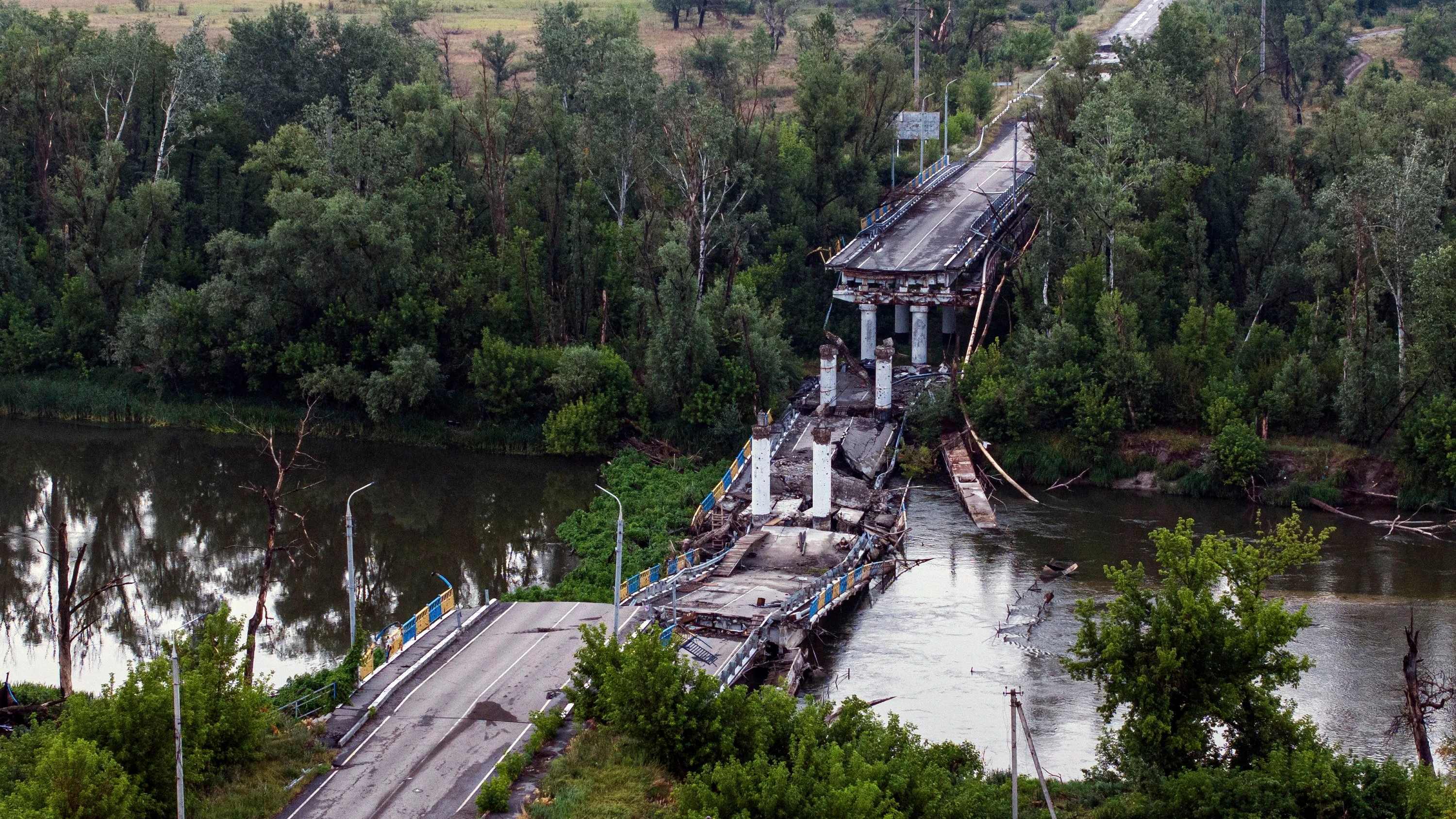 Krieg in der Ukraine: Russland greift Versorgungsroute für ukrainische Front an Krieg in der Ukraine: Russland greift Versorgungsroute für ukrainische Front an