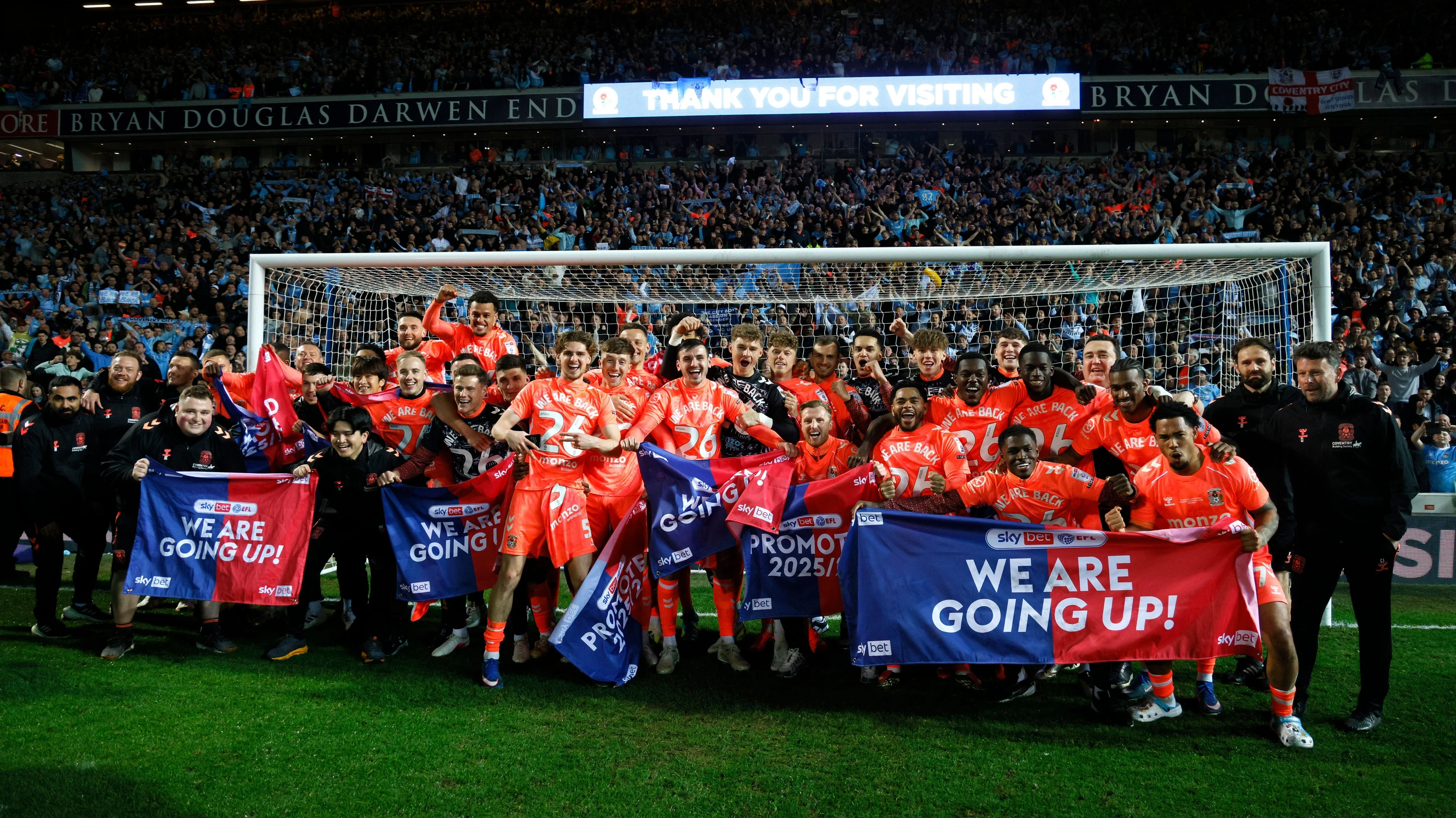 Premier-League-aufsteiger: „We are back!“: Lampard erlöst Coventry nach 25 Jahren