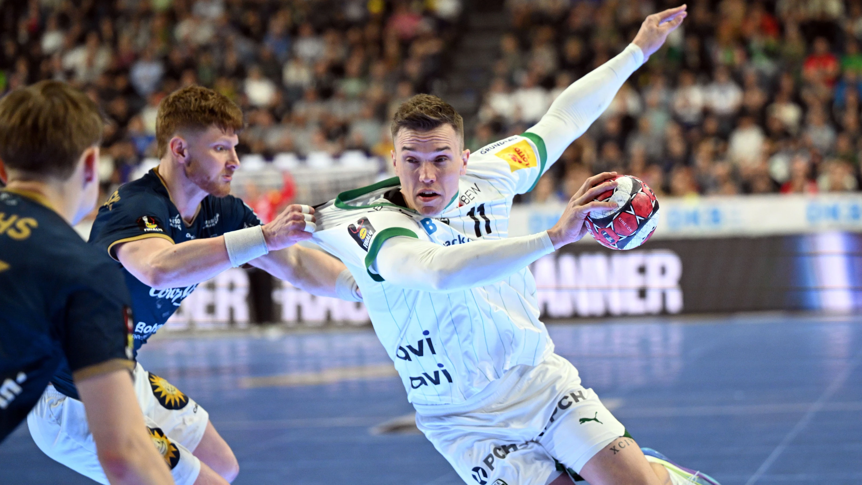 Handballstar der Füchse: Der Cyborg mit dem Megawurf