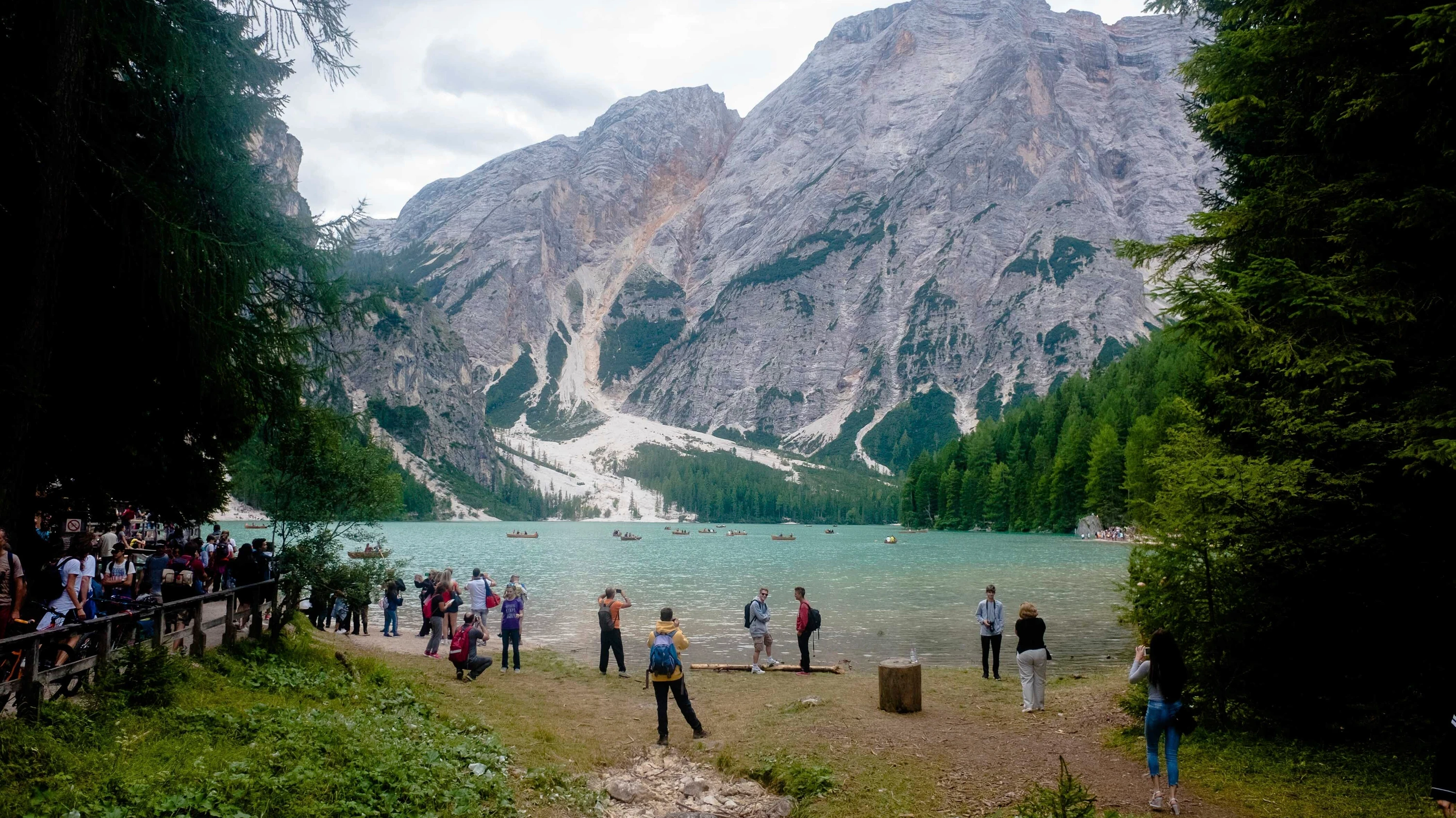 Kolumne „Hanks Welt“: Overtourism in Südtirol Kolumne „Hanks Welt“: Overtourism in Südtirol