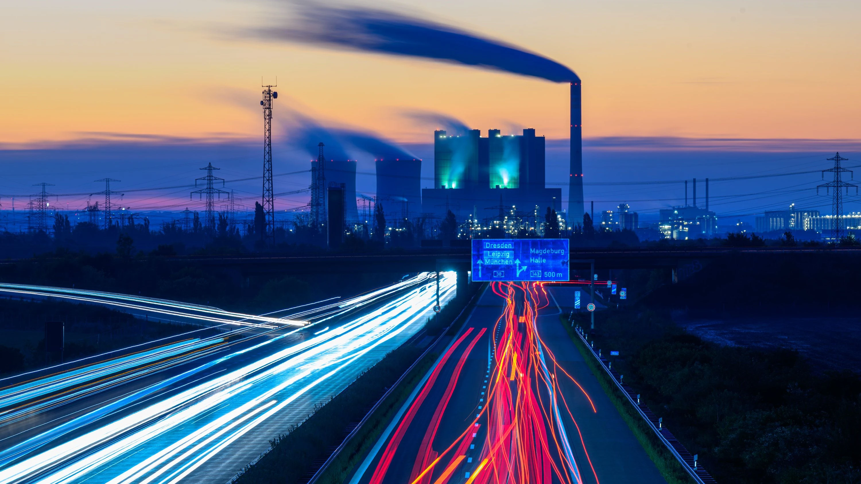 Energiewende in Unternehmen: Klimaschutzprimus – aber die Arbeitsplätze sind dahin? Energiewende in Unternehmen: Klimaschutzprimus – aber die Arbeitsplätze sind dahin?