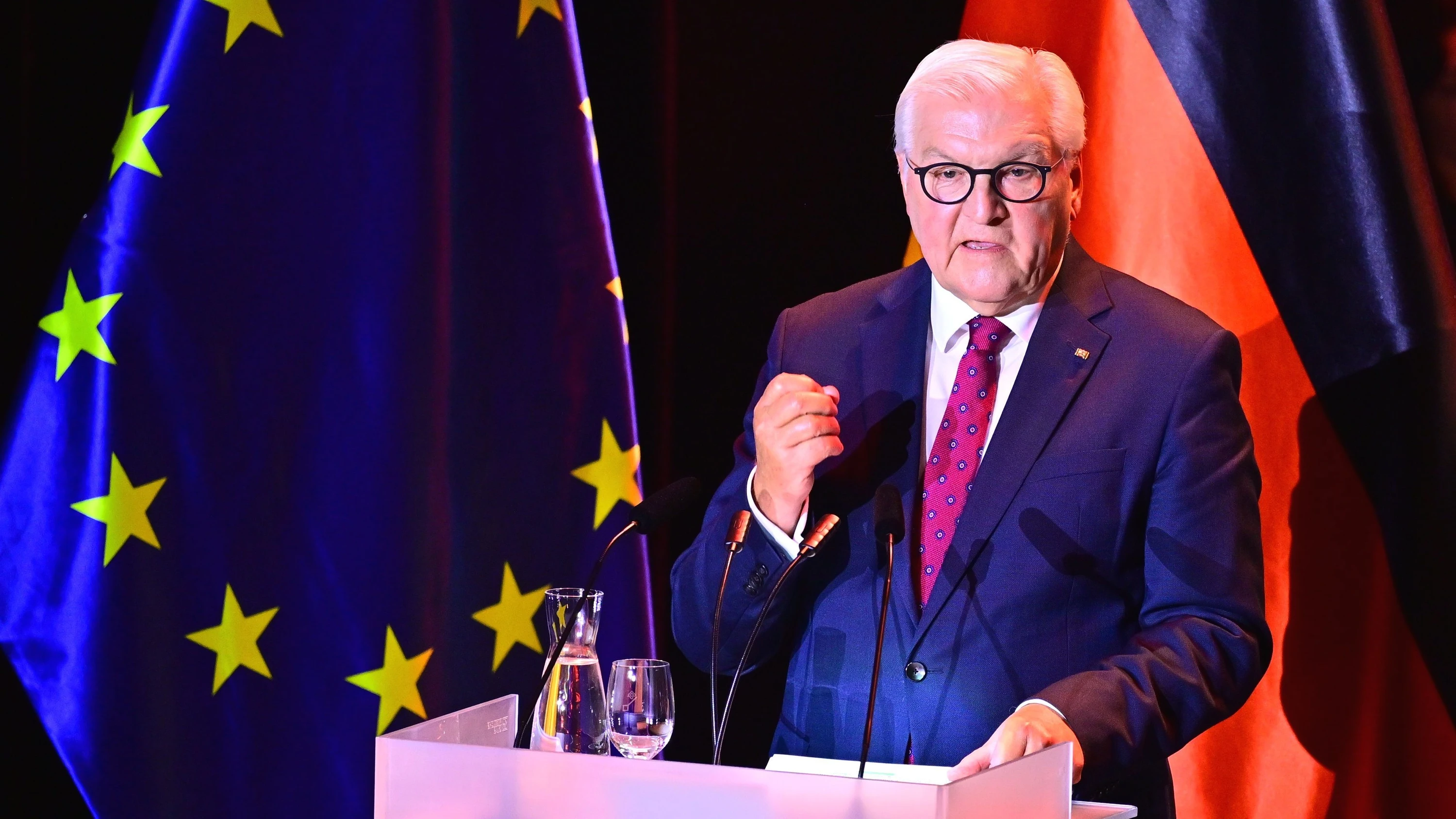 Deutschland-Liveblog: Steinmeier: „Unerträgliche politische Demagogie gefährdet unsere Einheit“ Deutschland-Liveblog: Steinmeier: „Unerträgliche politische Demagogie gefährdet unsere Einheit“