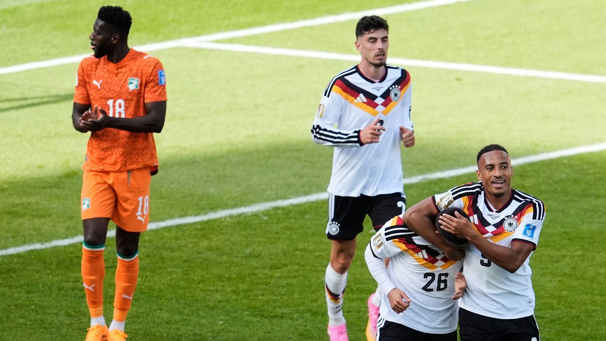 Pressestimmen zum DFB-Team: „Deutschland bricht der Elfenbeinküste das Herz“ Pressestimmen zum DFB-Team: „Deutschland bricht der Elfenbeinküste das Herz“
