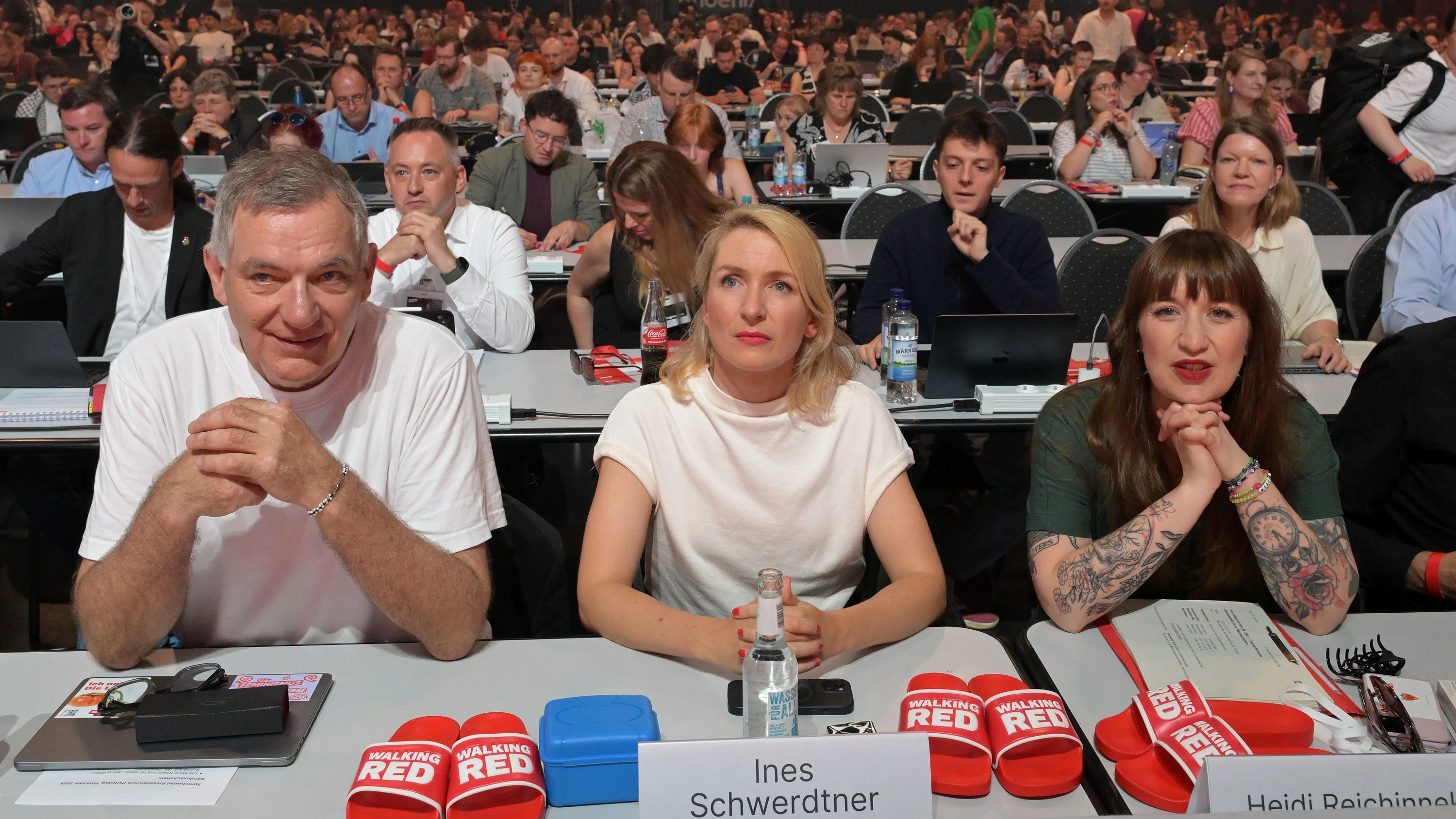 Parteitag in Potsdam: Die Aktivisten zeigen den Pragmatikern in der Linken ihre Grenzen auf Parteitag in Potsdam: Die Aktivisten zeigen den Pragmatikern in der Linken ihre Grenzen auf